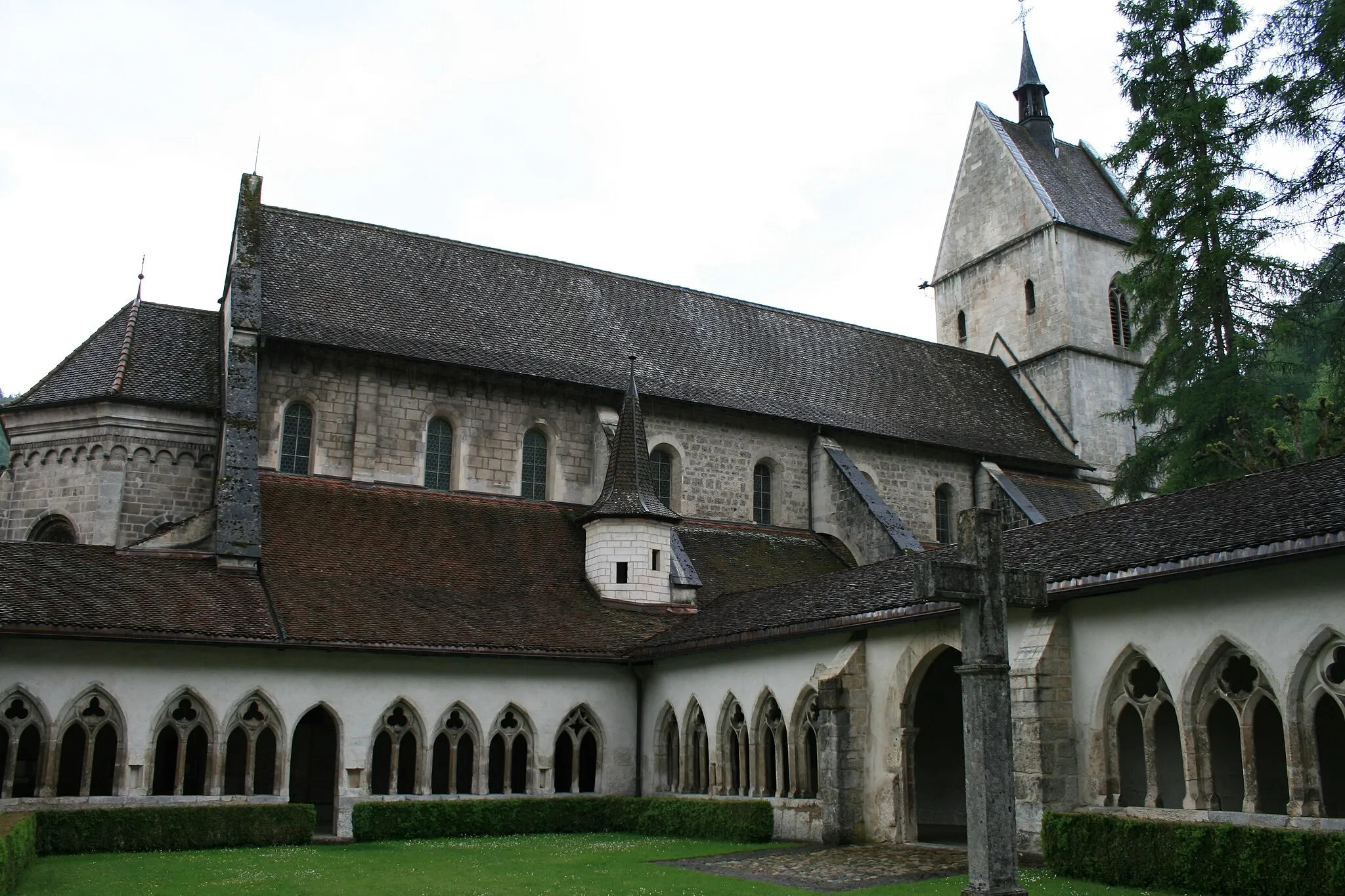 Photo showing: Abbey of Saint-Ursanne, Switzerland