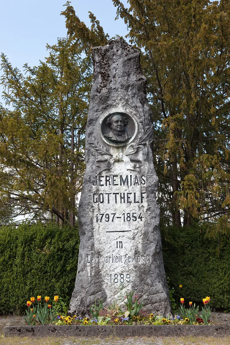 Photo showing: Denkmal an den Dichter Jeremias Gotthelf (Albert Bitzius) in Lützelflüh