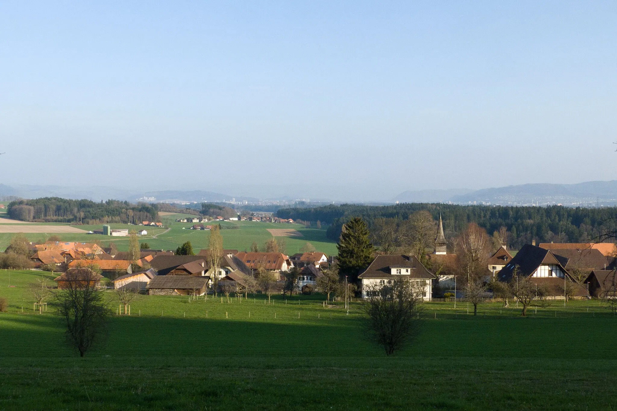 Photo showing: Meikirch von Norden