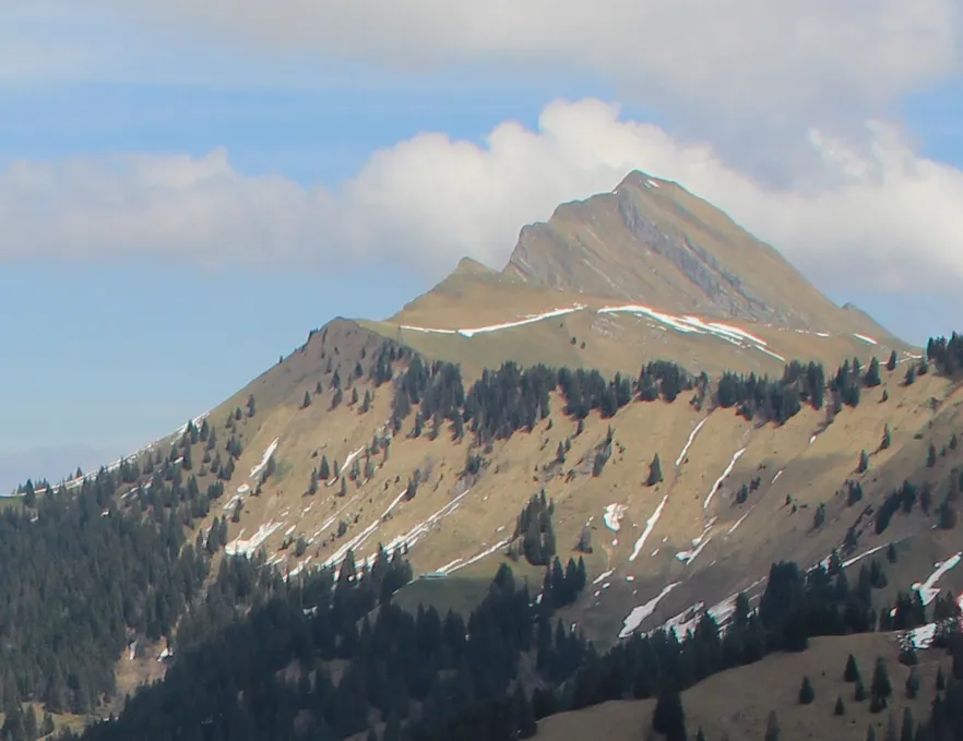 Photo showing: Vue depuis le col de Soladier en direction du nord, Dent et Col de Lys