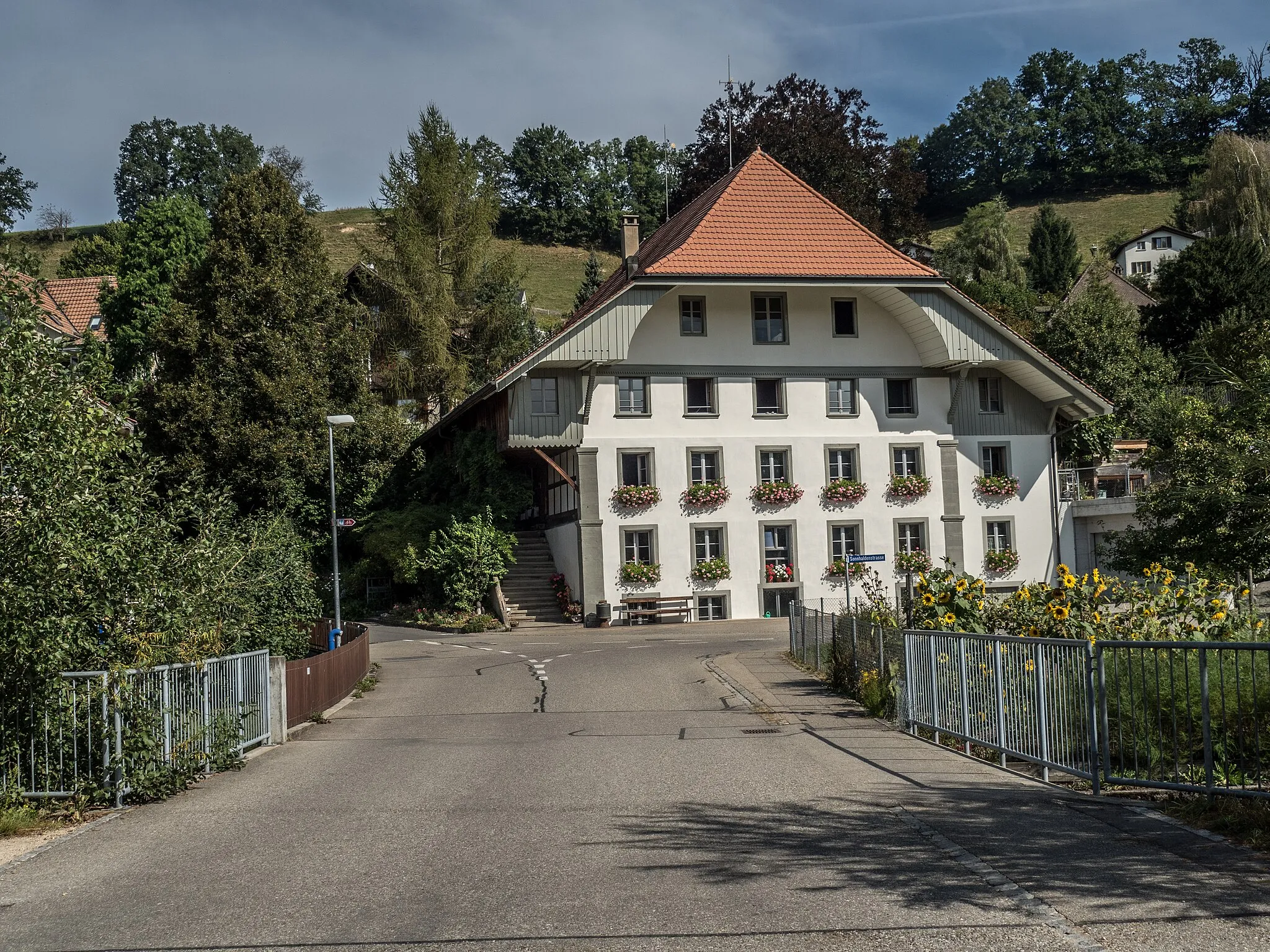 Photo showing: Sonneggstrasse Road Bridge over the Langeten River, Huttwil, Canton of Bern, Switzerland