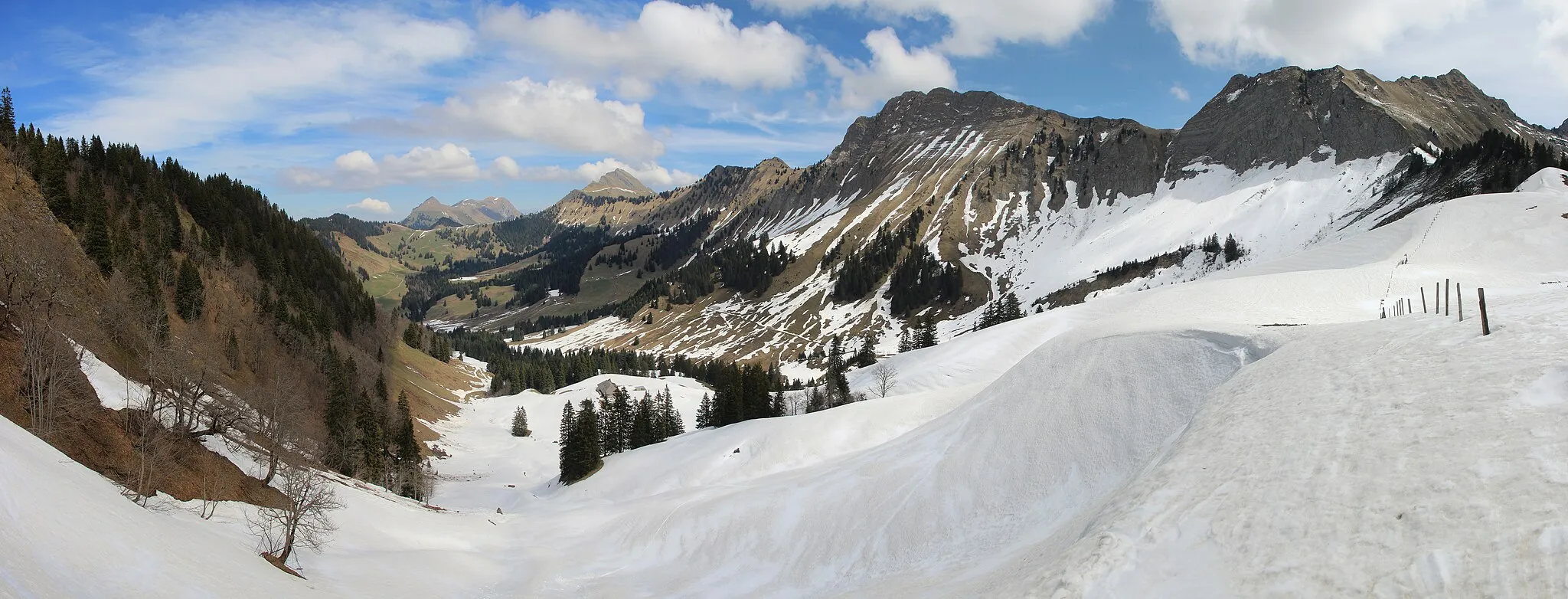 Photo showing: Vue depuis le col de Soladier en direction du nord