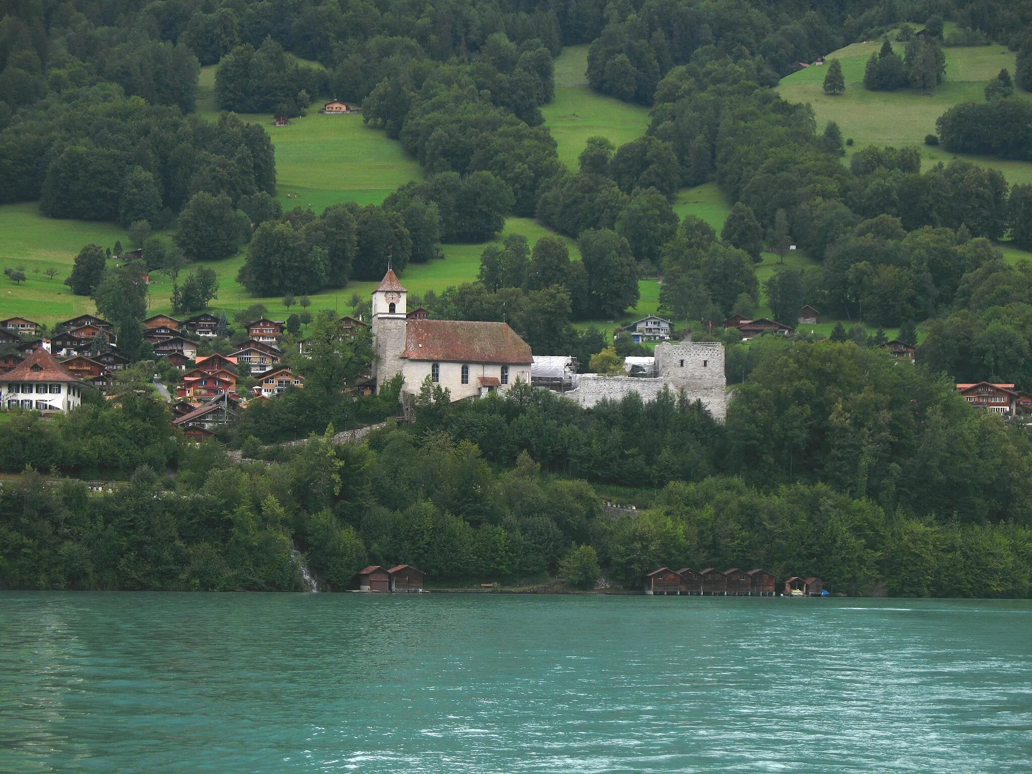 Photo showing: The church of Ringgenberg, Switzerland