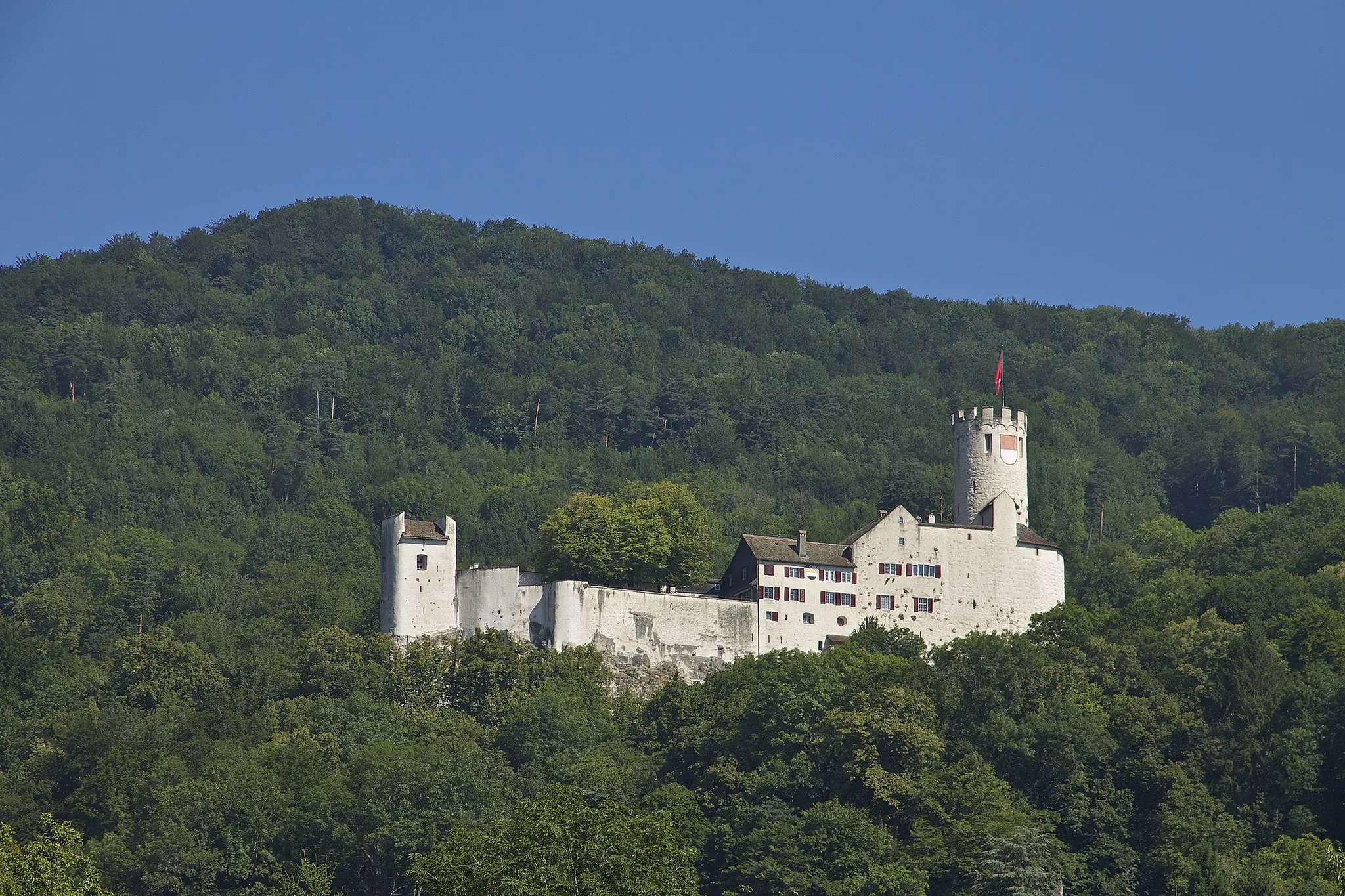 Photo showing: Die Neu-Bechburg in Oensingen