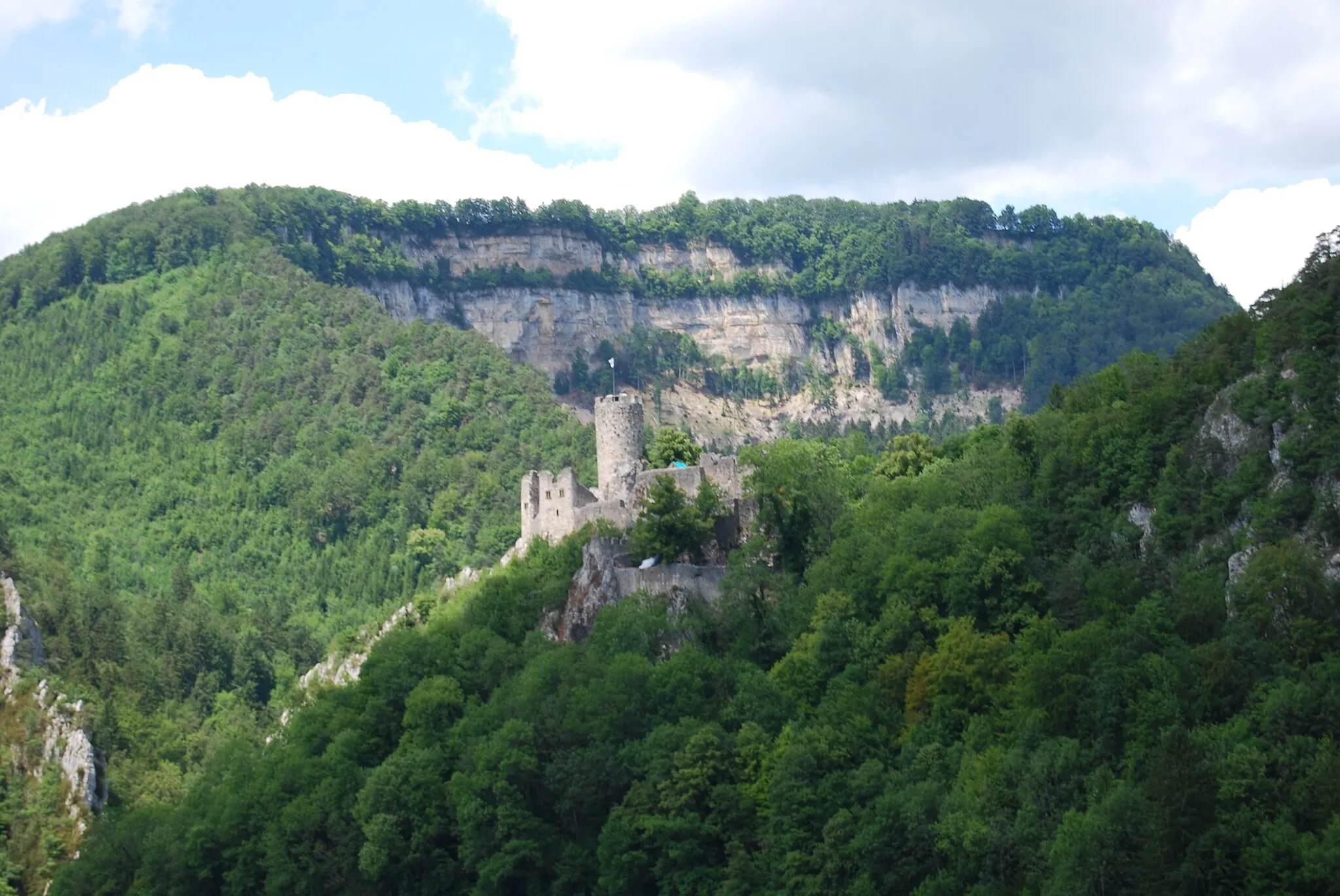 Photo showing: Castle New Falkenstein at Balsthal, canton of Solothurn, Switzerland