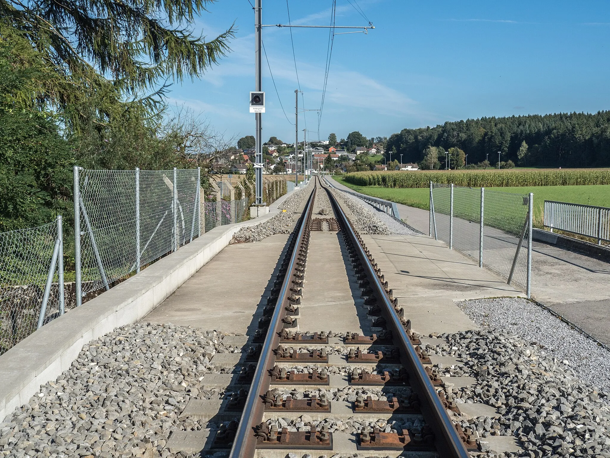 Photo showing: Railroad Bridge over the Langeten River, Roggwil, Canton of Bern, Switzerland