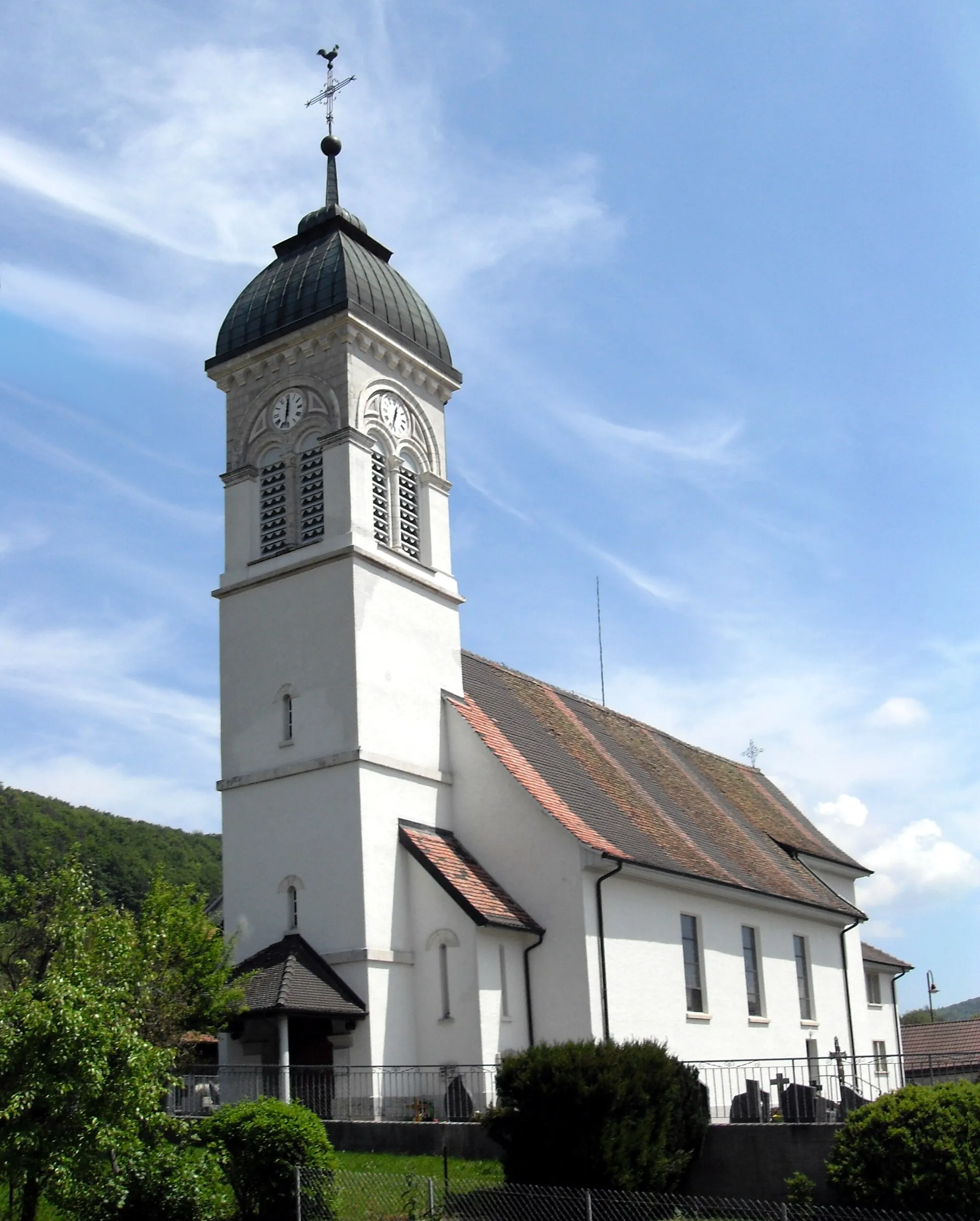 Photo showing: L'église paroissiale de Movelier, Suisse