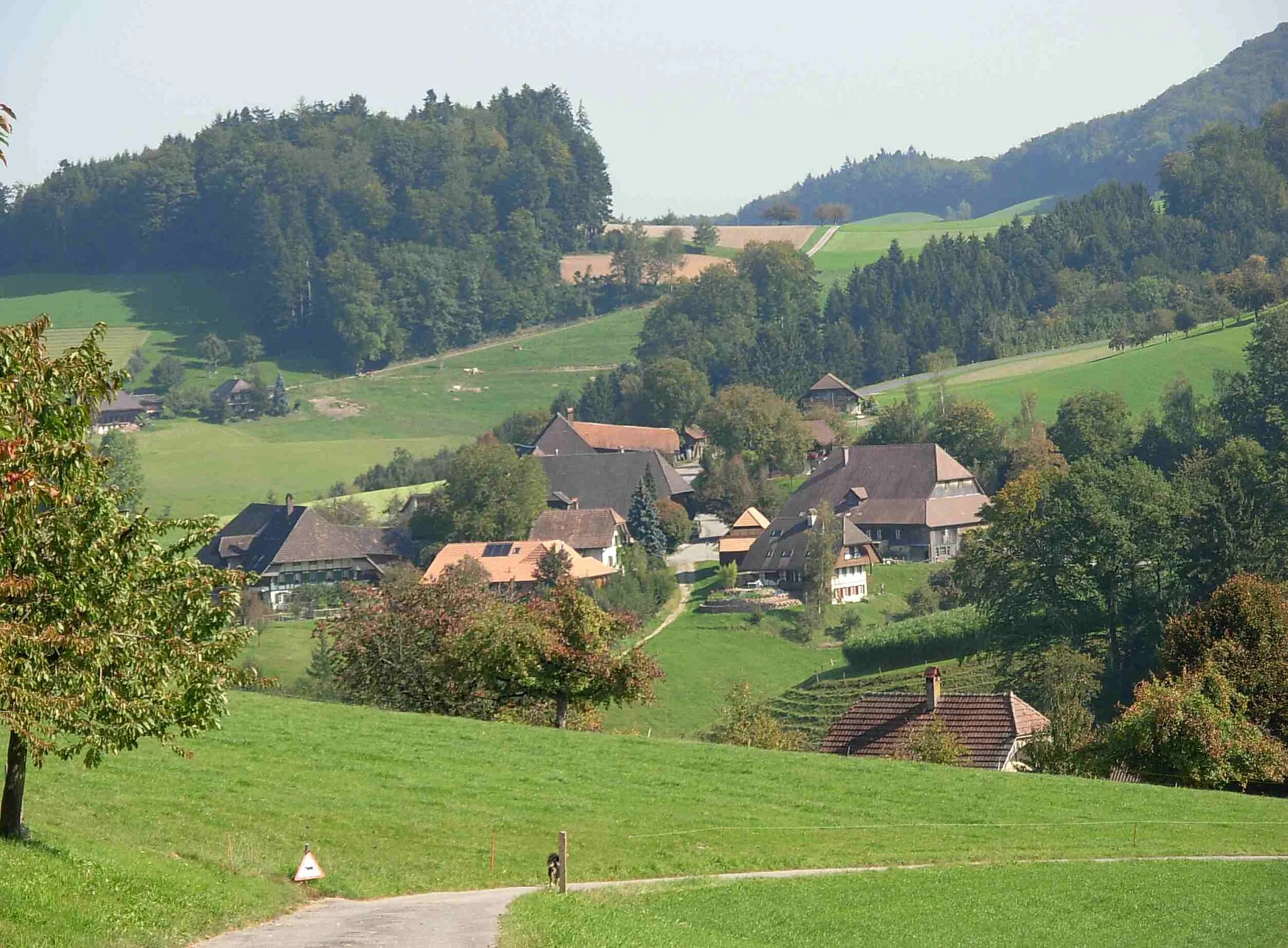 Photo showing: Blick nach Ochlenberg (Dorf) von Stauffenfeld