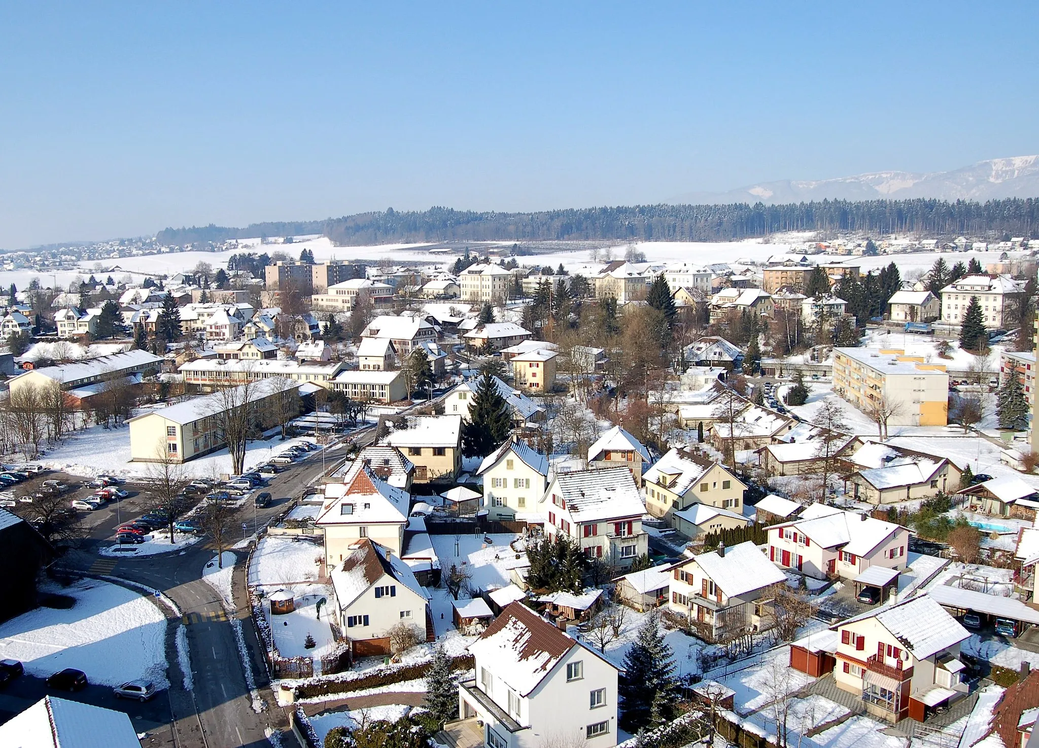Photo showing: Biberist Nord-West mit Schulhausanlagen vom Emmenpark aufgenommen