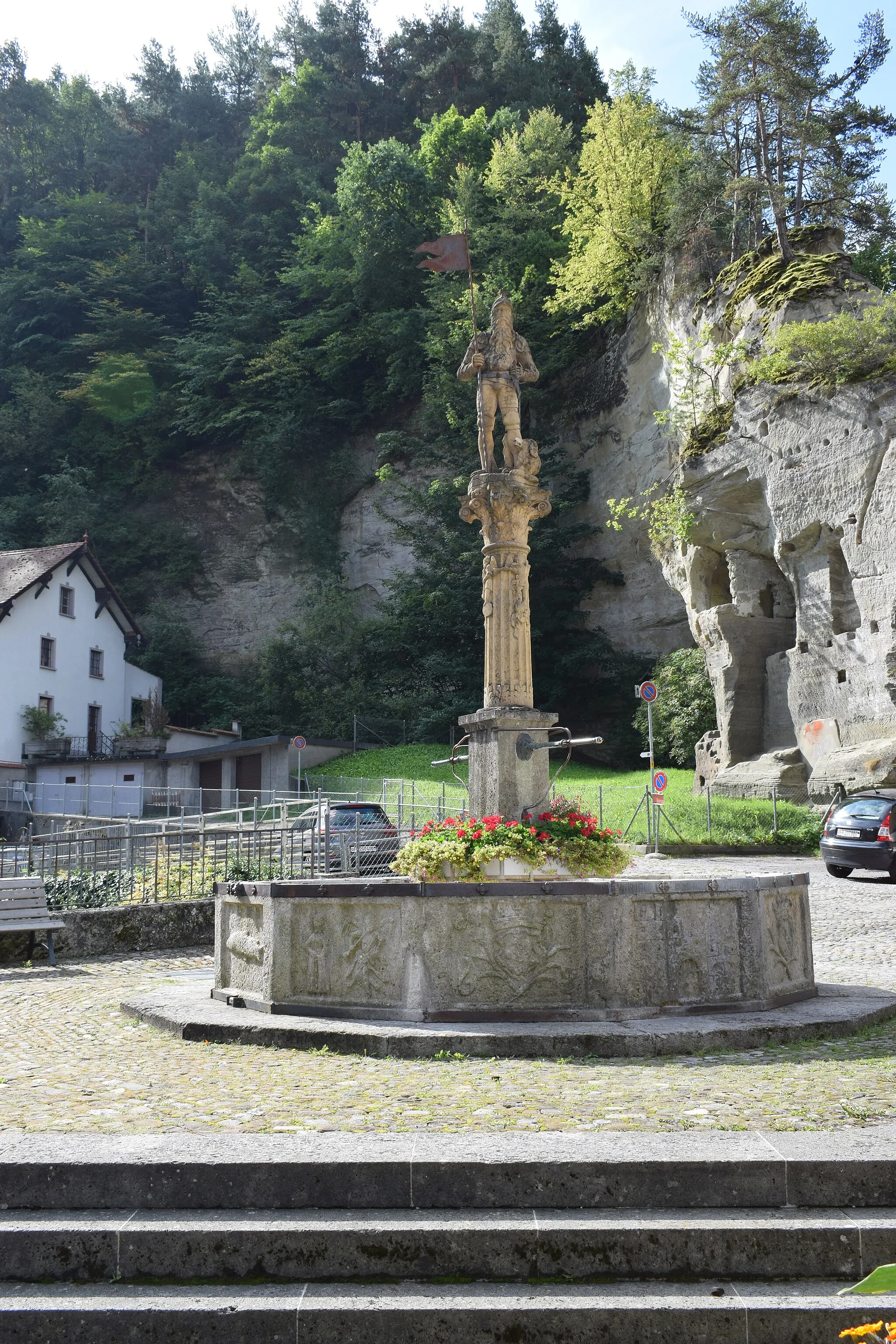 Photo showing: Fontaine de la Fidelité, statue (1552/1557) de Stephan Ammann; colonne et chapiteau (1606) de Hans Gieng, situé dans le quartier de l'Auge, Fribourg/Suisse.
