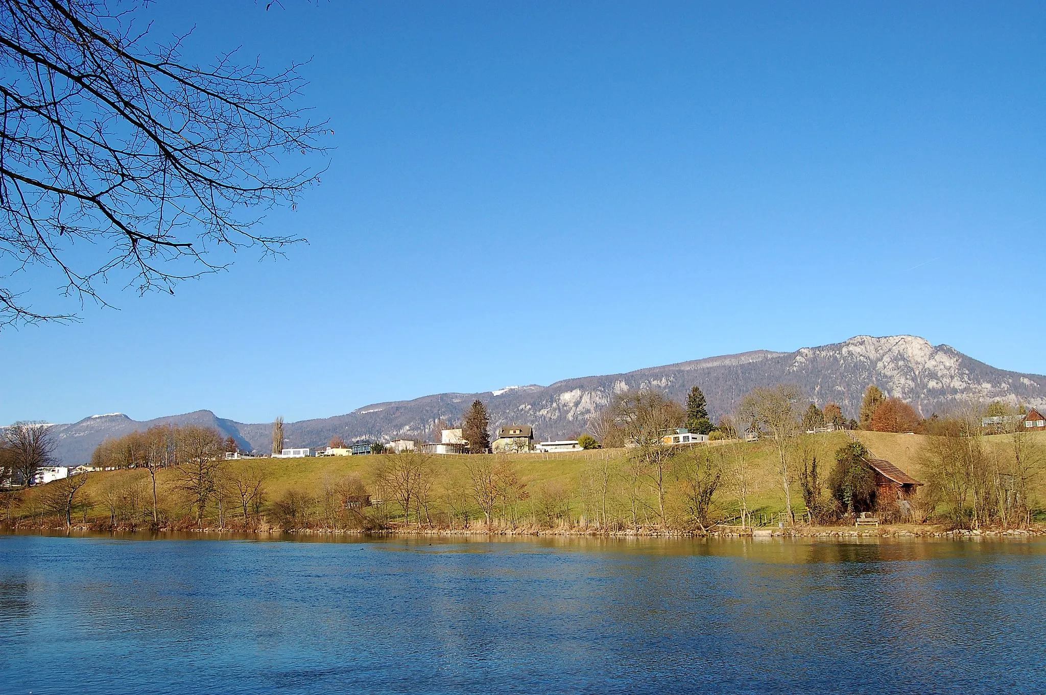 Photo showing: Feldbrunnen aus Sportzentrum Zuchwil gesehen