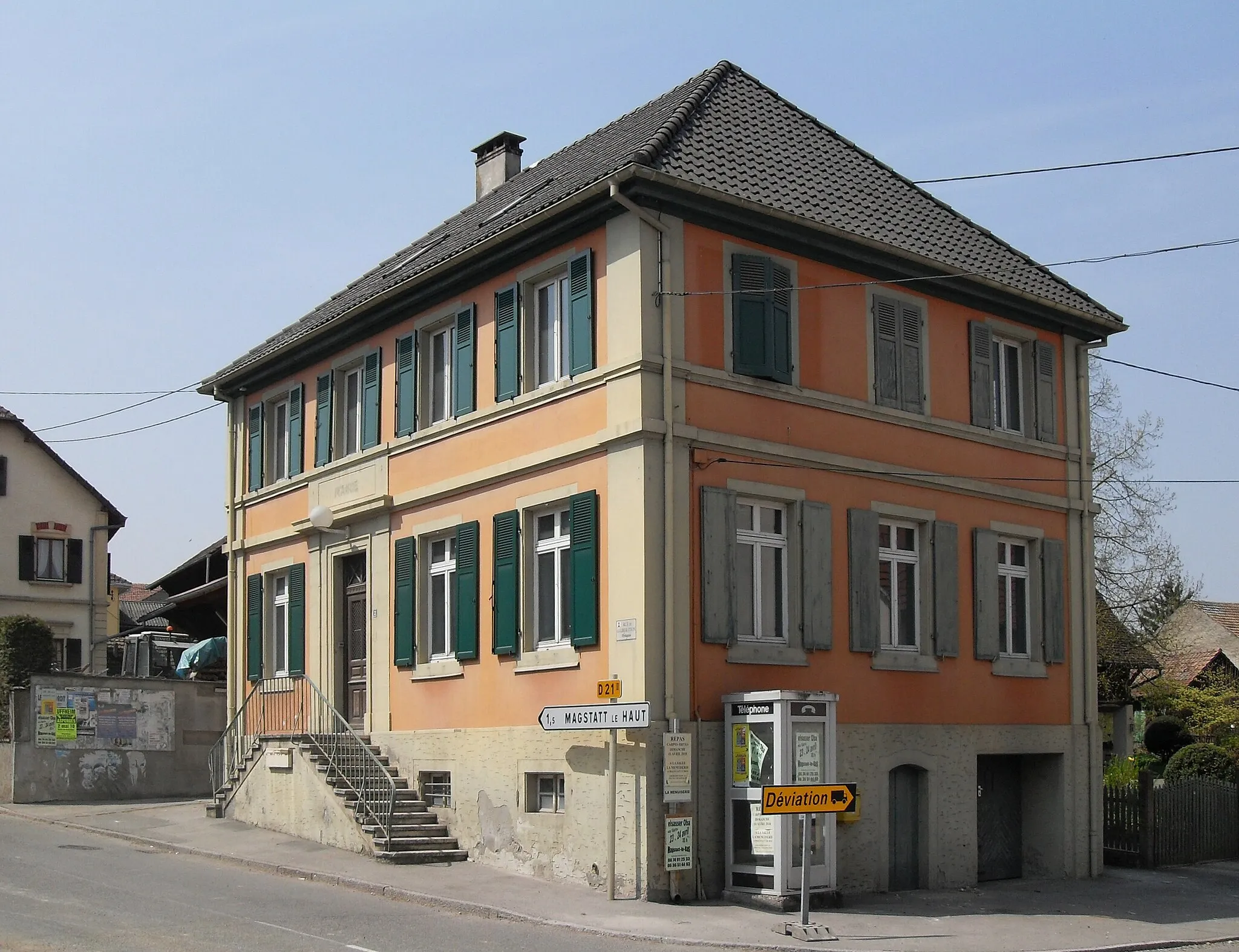 Photo showing: La mairie et l'ancienne école de Magstatt-le-Bas