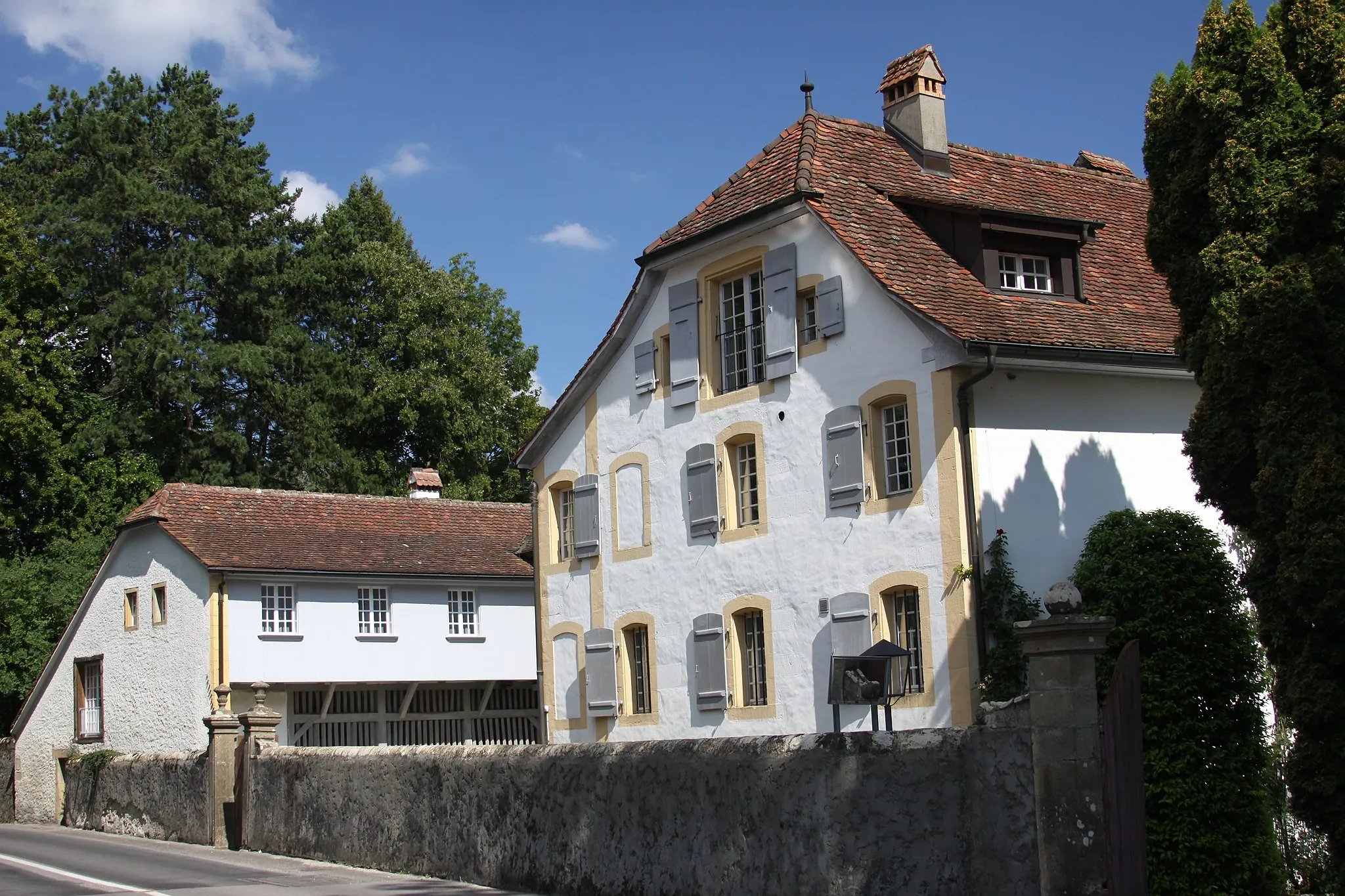 Photo showing: Les Rondas House, Route du Lac 361, Guévaux, Haut-Vully