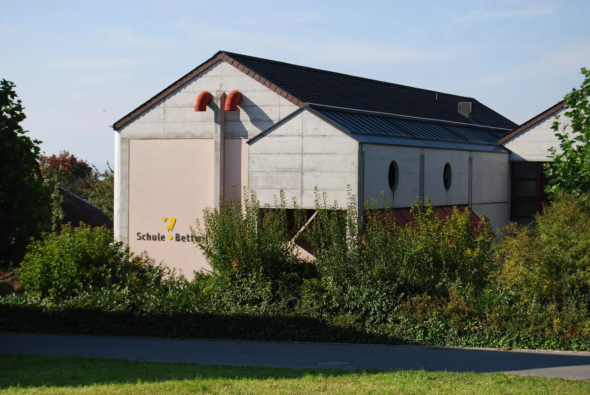 Photo showing: School Bettwil, canton of Aargau, Switzerland