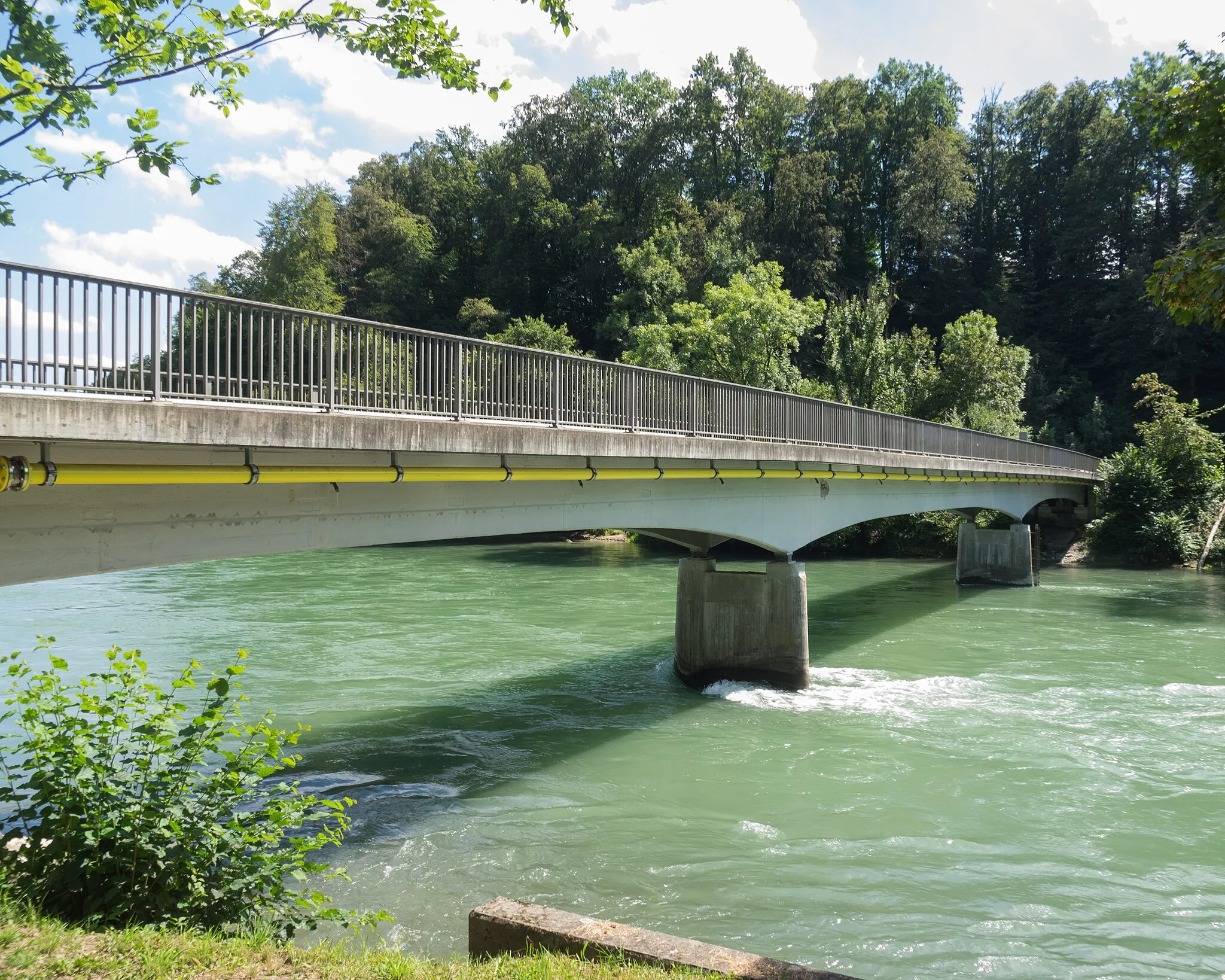 Photo showing: Birmenstorf Bridge over the Reuss River, Mülligen - Birmenstorf, Aargau, Switzerland