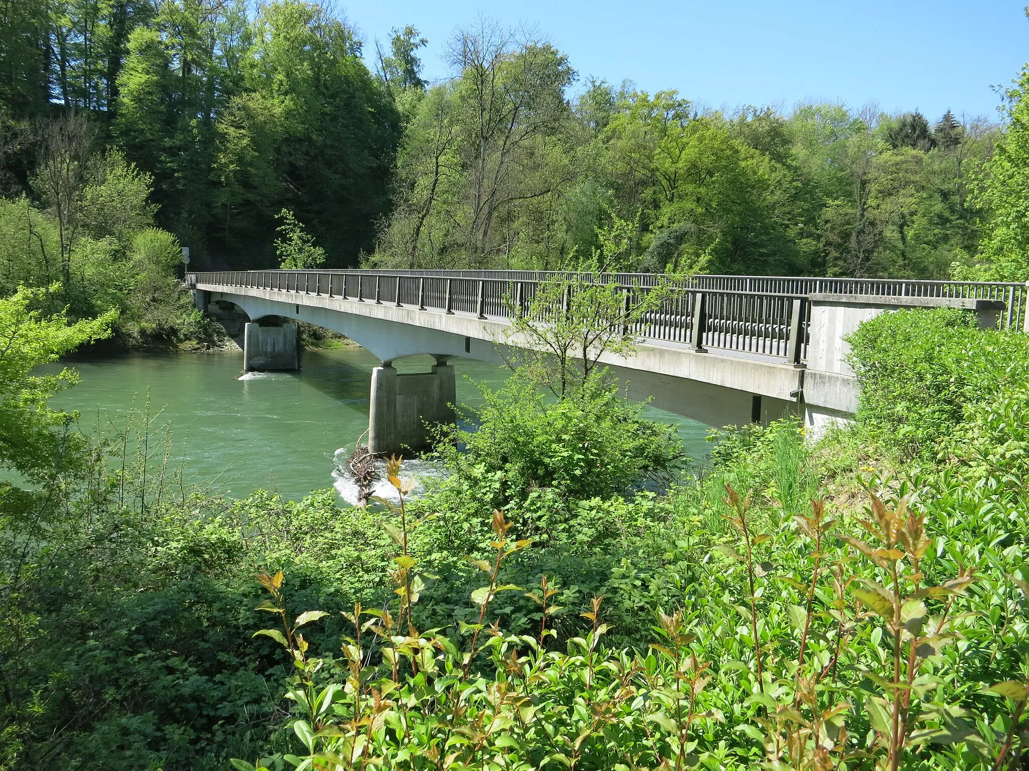 Photo showing: Reuss, Mülligen/Birmenstorf AG, Schweiz: Reussbrücke