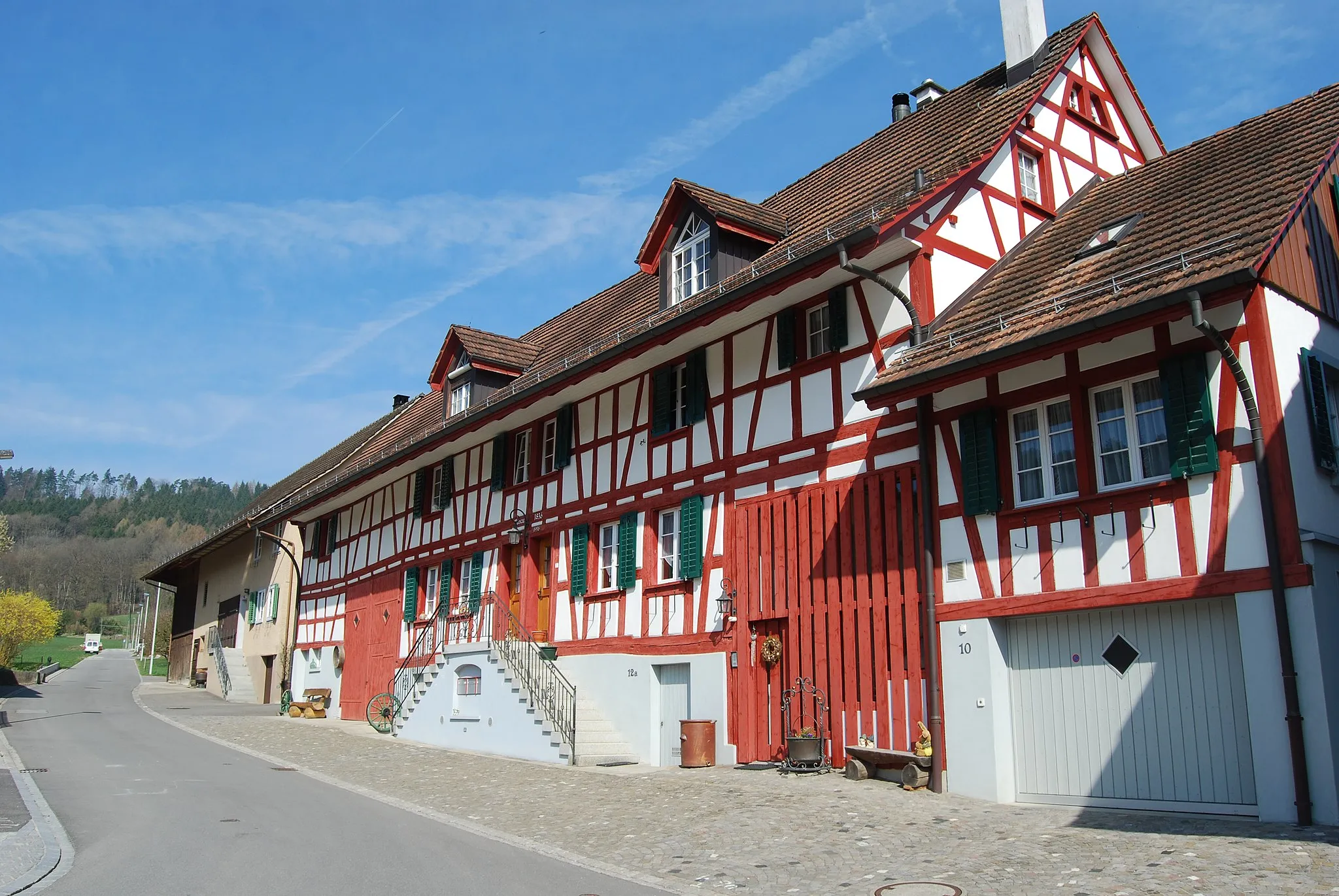 Photo showing: Timber framing house at Hüntwangen, canton of Zürich, Switzerland
