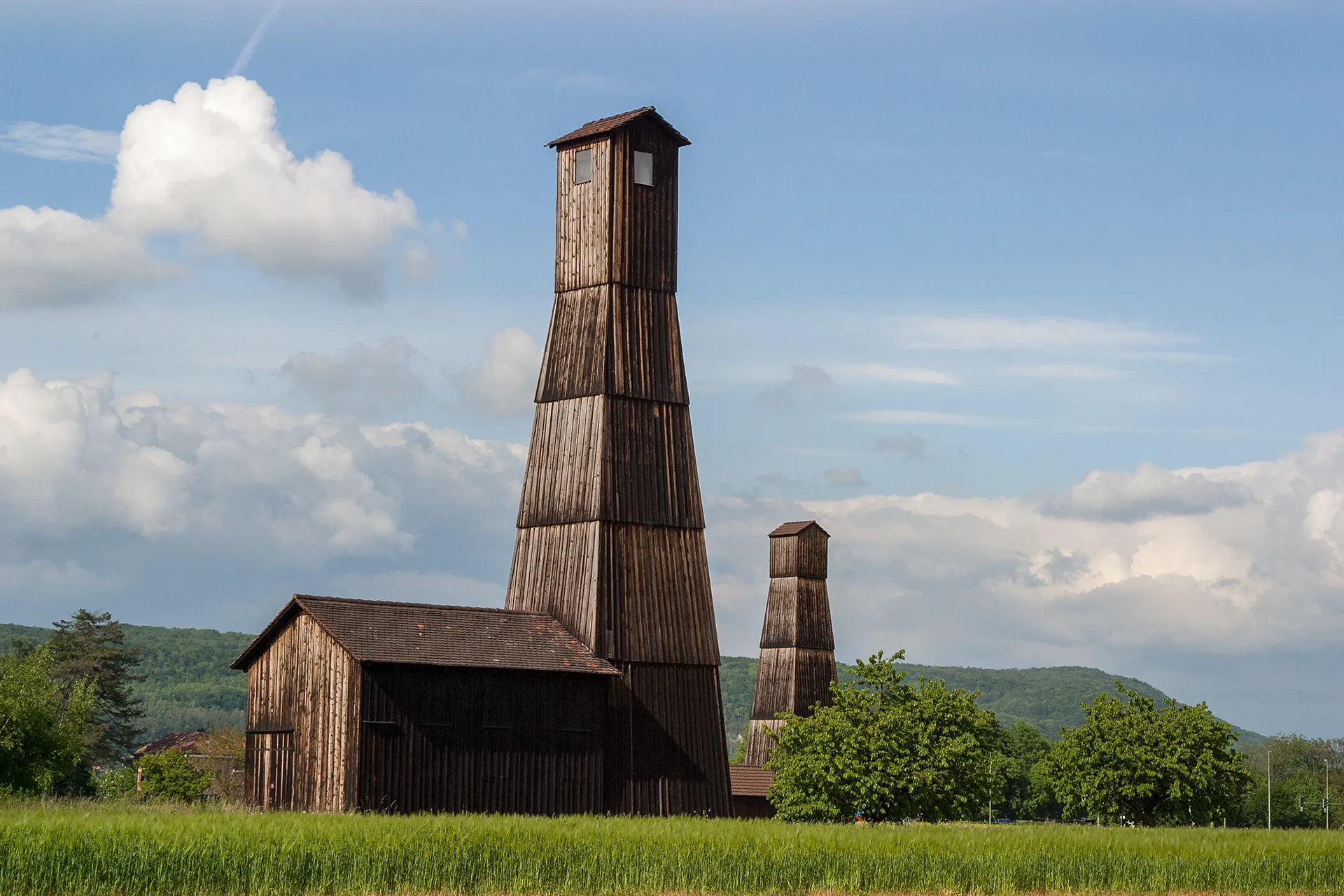 Photo showing: Salzbohrtürme in Pratteln (BL)