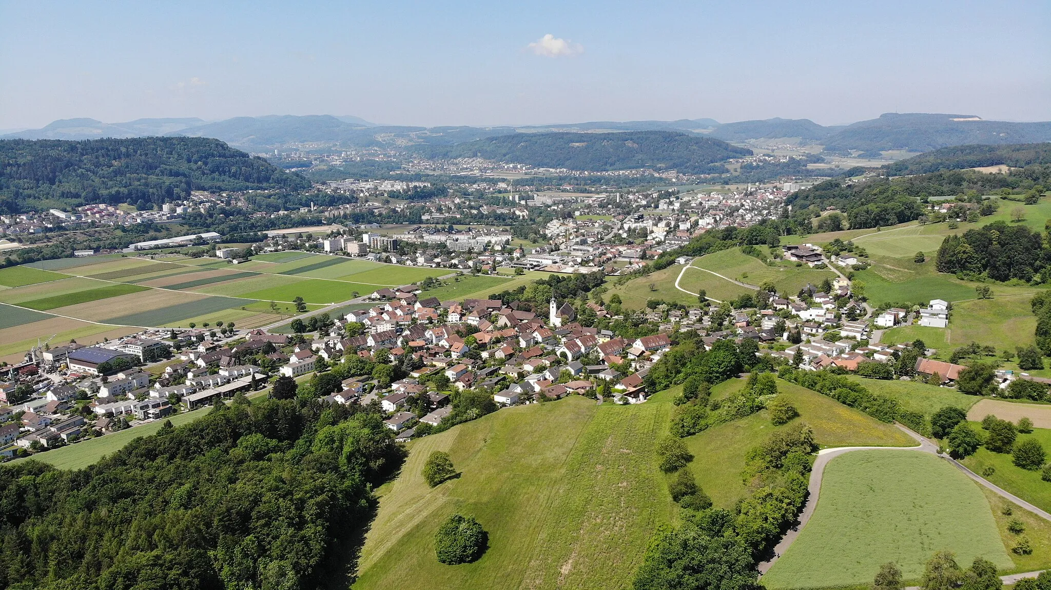 Photo showing: Blick vom Tromsberg (Gem. Obersiggenthal) Richtung Wasserschloss