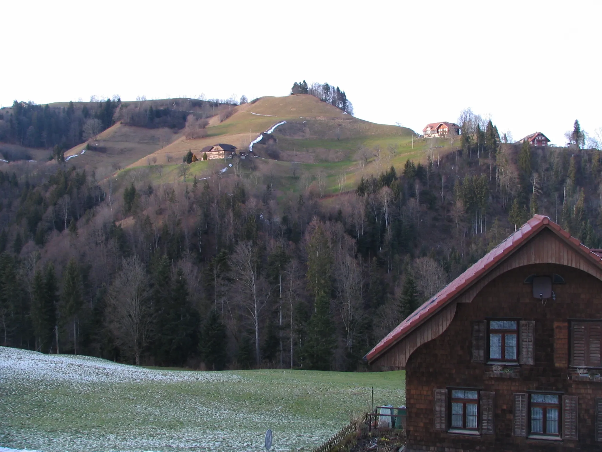 Photo showing: Under Graemse in Romoos (municipality) in the district of Entlebuch in the canton of Lucerne in Switzerland.