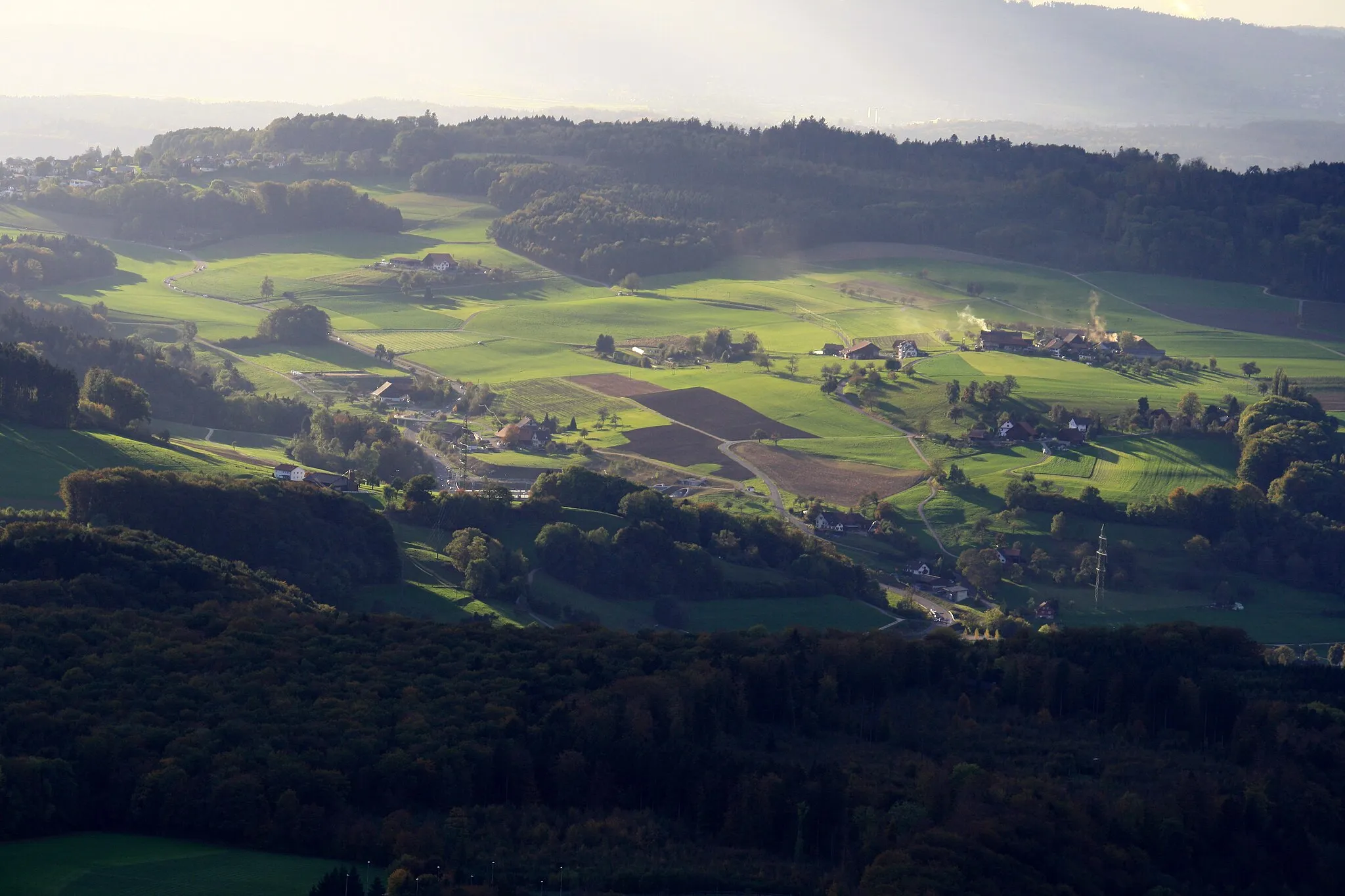Photo showing: Oberwil-Lieli as seen from Uetliberg Aussichtsturm