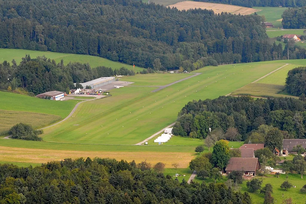 Photo showing: Aerial view of Buttwil Airfield taken from a Helicopter