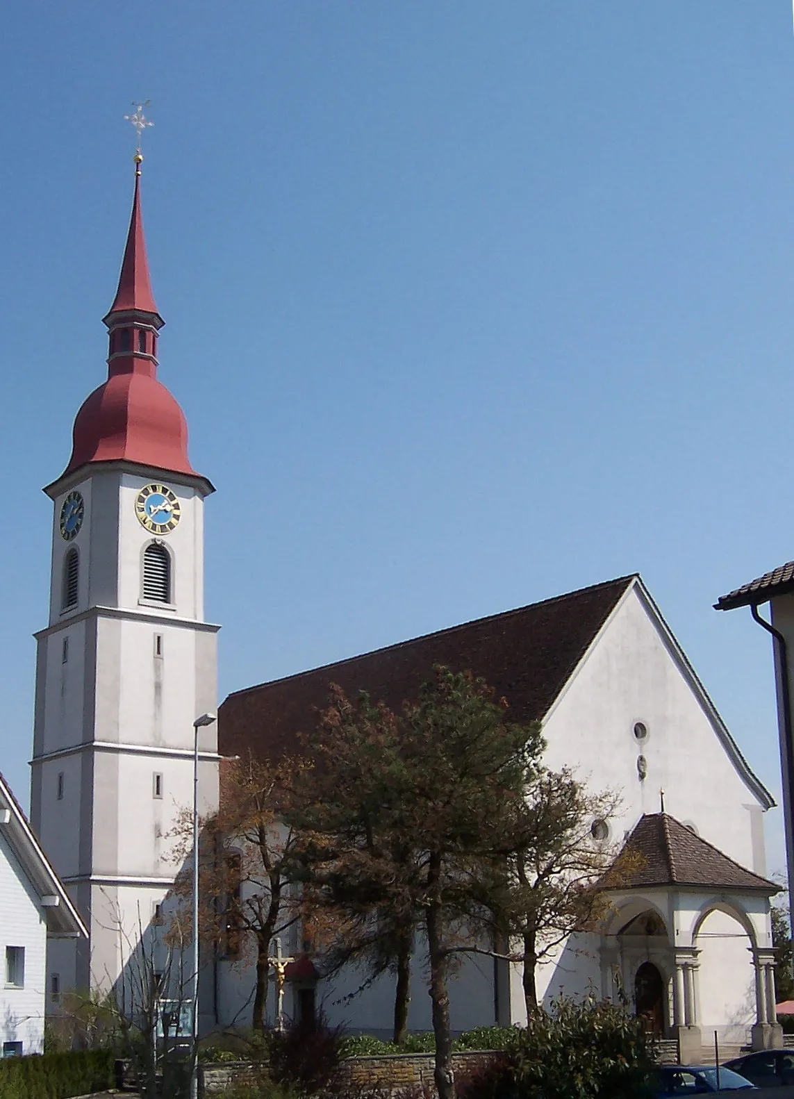 Photo showing: Pfarrkirche St.Nikolaus in Auw, Kanton Aaargau, Schweiz (Nord-Westansicht)