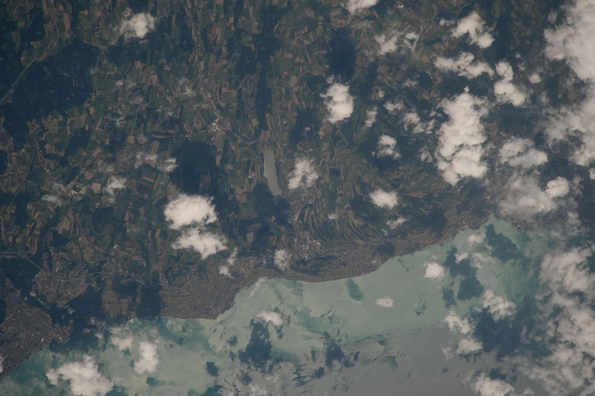 Photo showing: View of Switzerland taken during ISS Expedition 20.