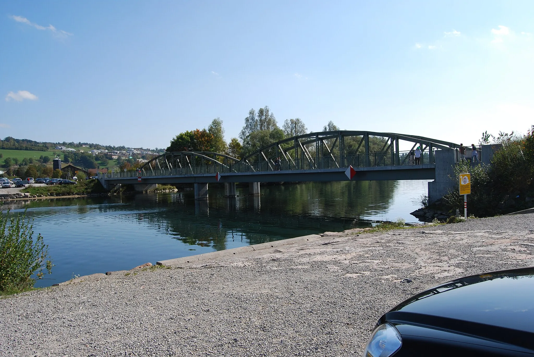 Photo showing: Brigde over Reuss between Unterlunkhofen and Rottenschwil (the bridge forms the upper end of lake Flachsee), canton of Aargau, Switzerland