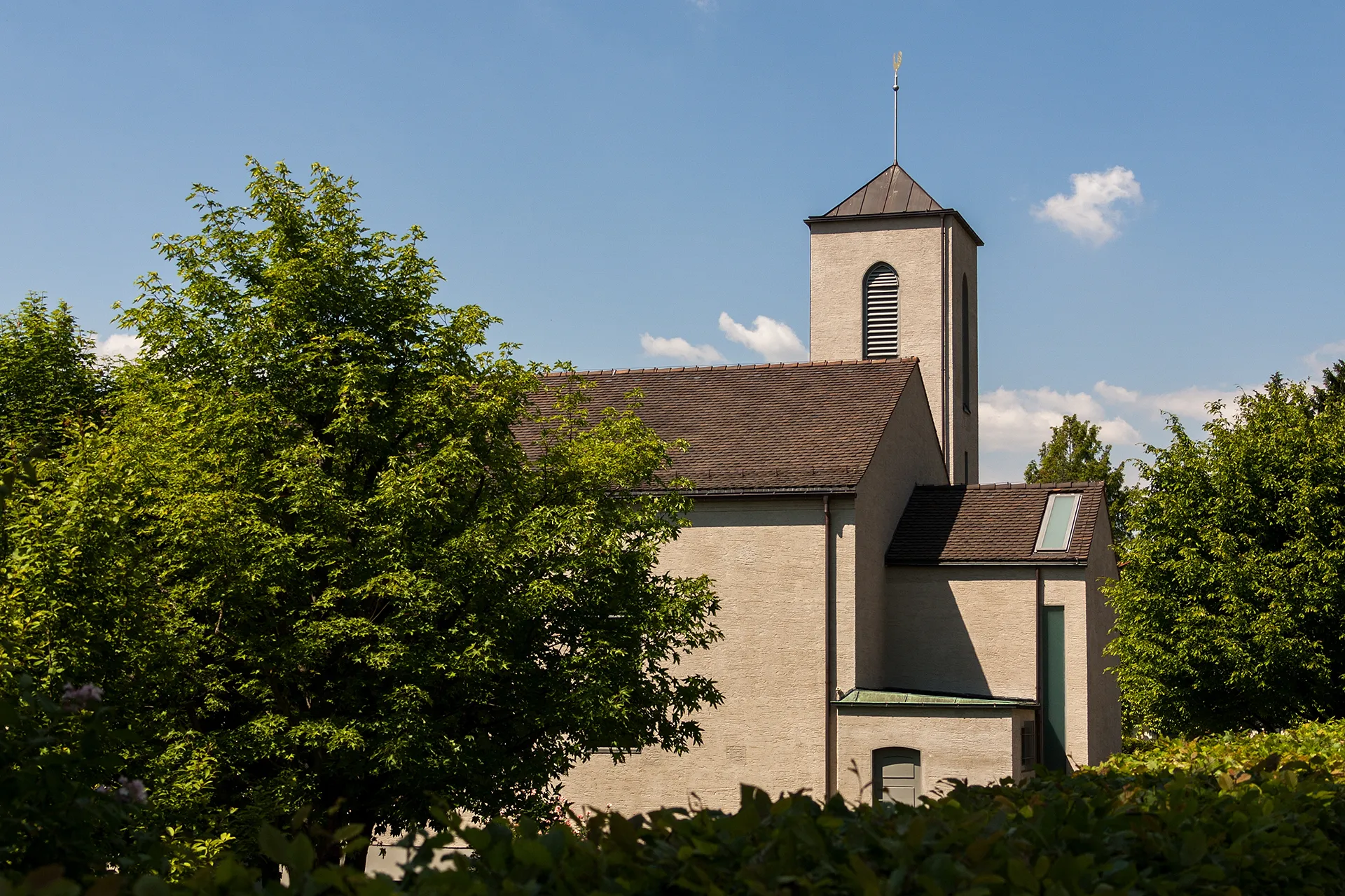 Photo showing: Reformierte Kirche in Oberwil (BL)