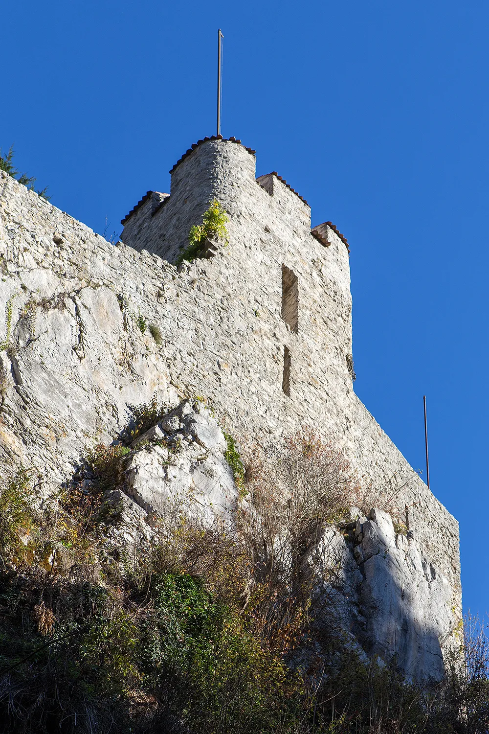 Photo showing: Schloss von in Soyhières (JU)
(Nur von Mitte Mai bis Mitte November jeweils sonntags geöffnet.)