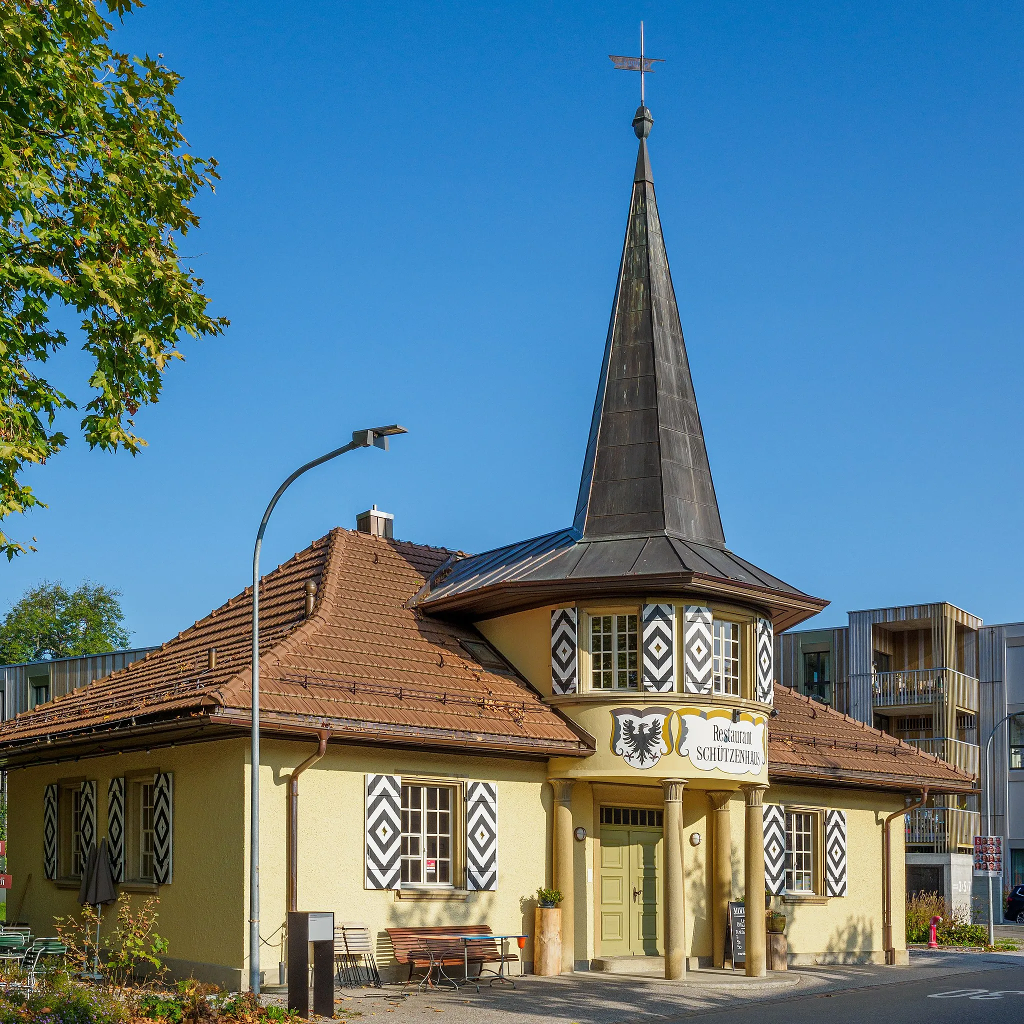 Photo showing: Aarau: Restaurant Schützenhaus an der Aarenaustrasse.