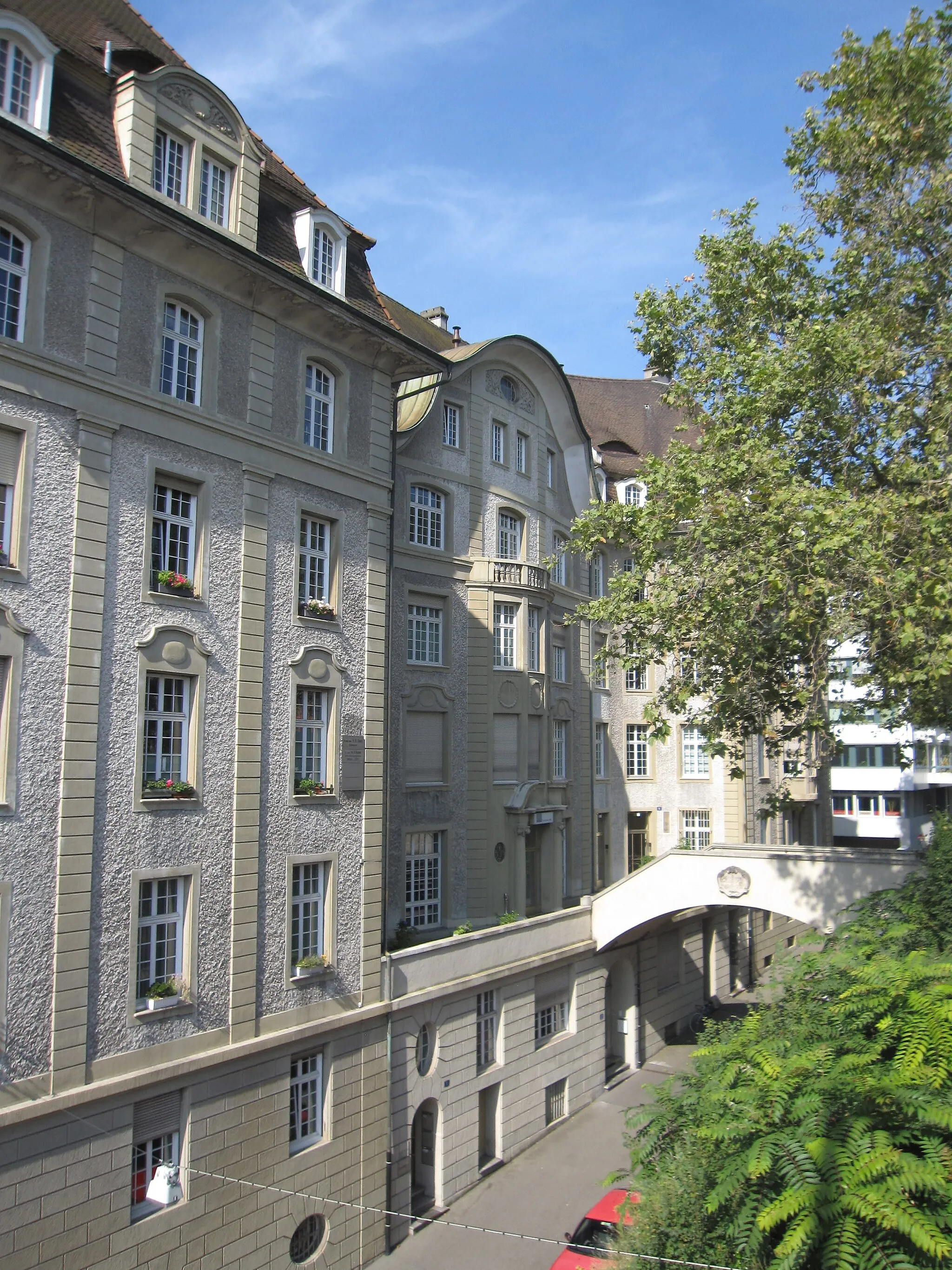 Photo showing: "Am Viadukt" in Basel, constructed by Rudolf Linder (1849-1928) in 1911-15.