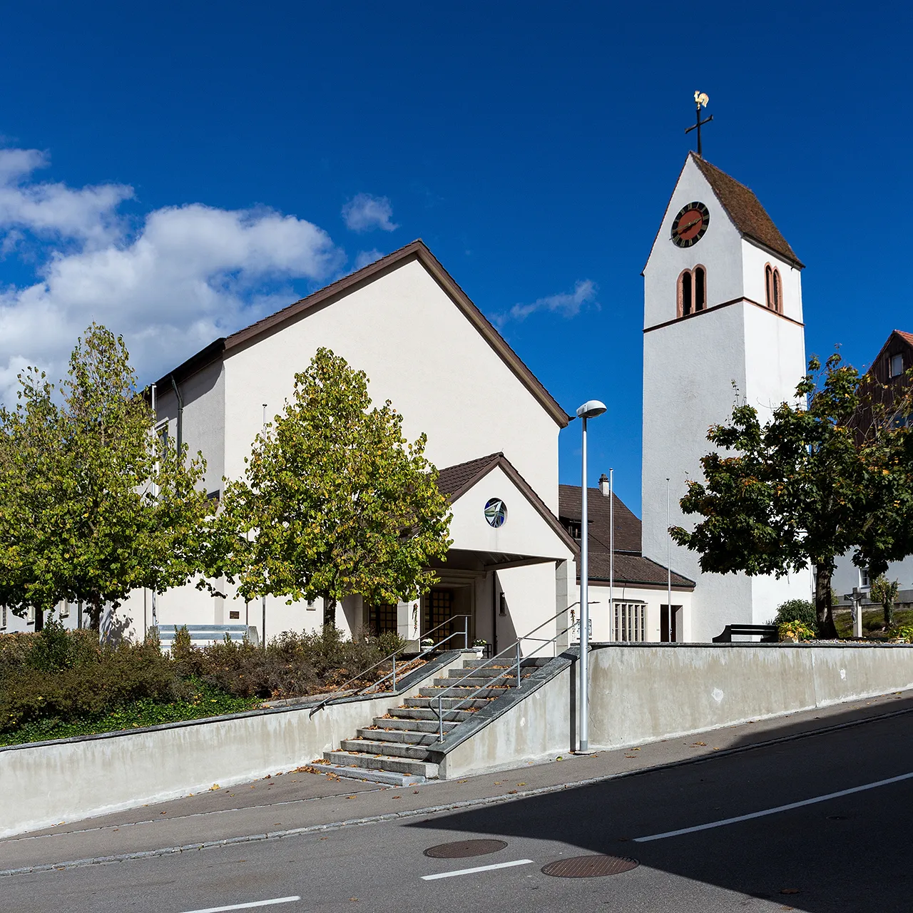 Photo showing: Katholische Kirche St. Peter in Büsserach (SO)