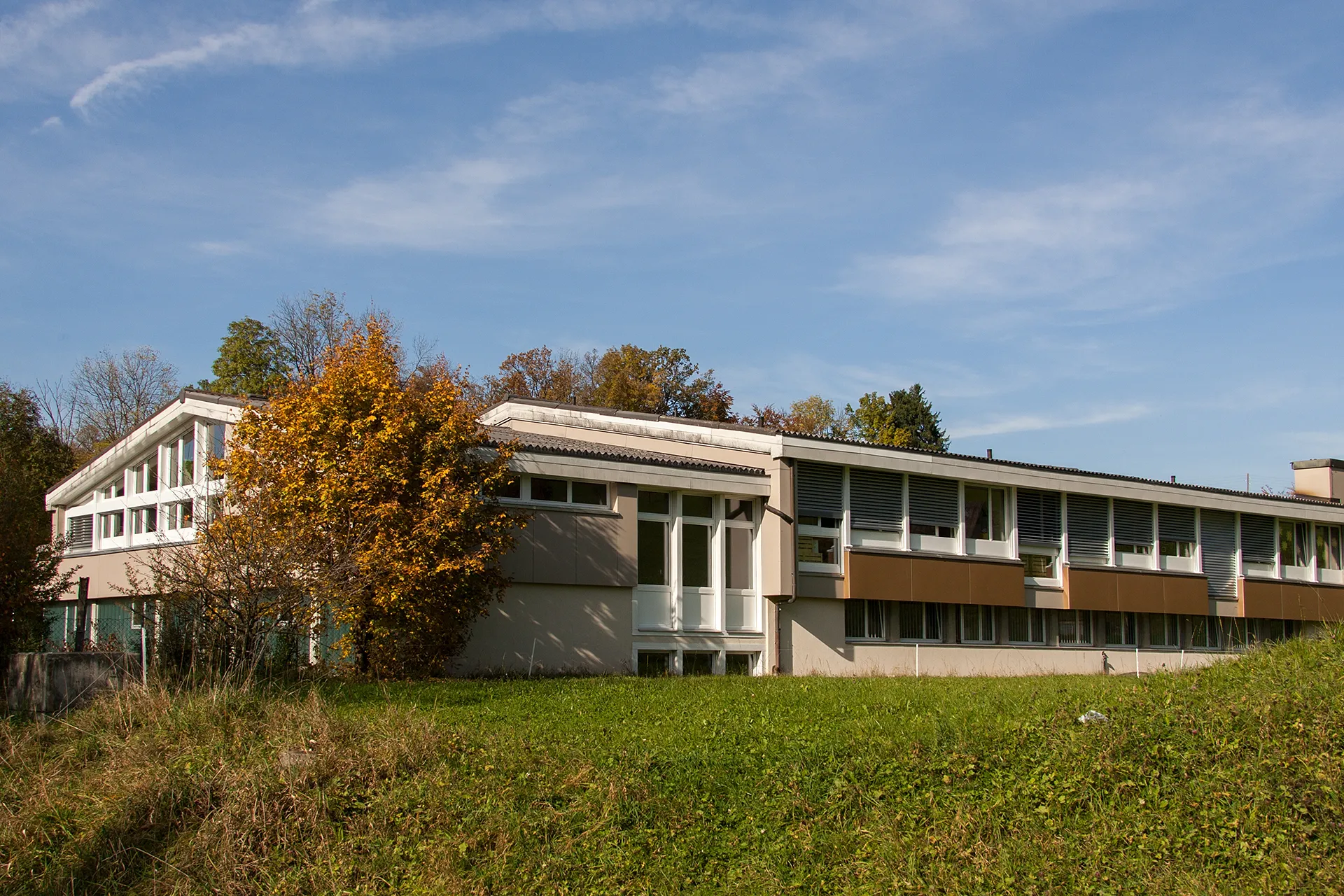Photo showing: Schulhaus in Bretzwil