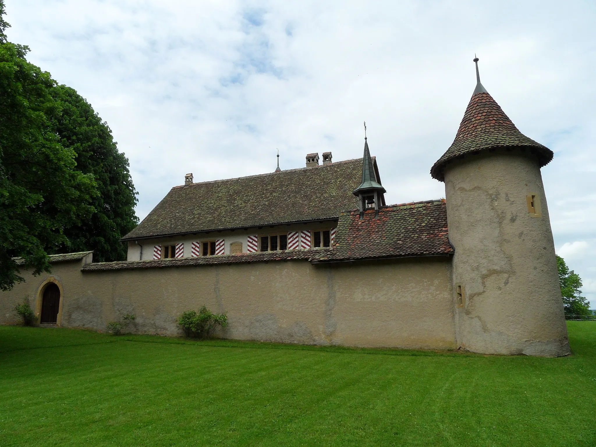 Photo showing: Raymontpierre Castle in Vermes, Canton of Jura, Switzerland.