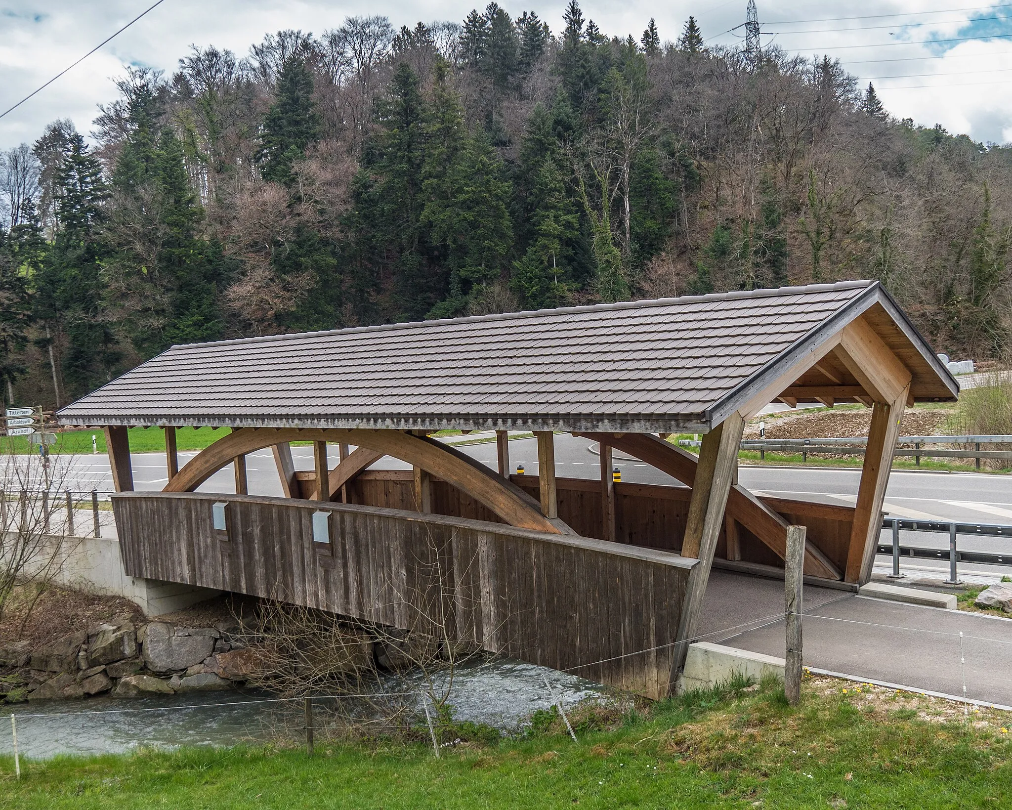 Photo showing: Covered Wooden Bridge over the Hintere Frenke, Bubendorf, Canton of Basel-Landschaft, Switzerland