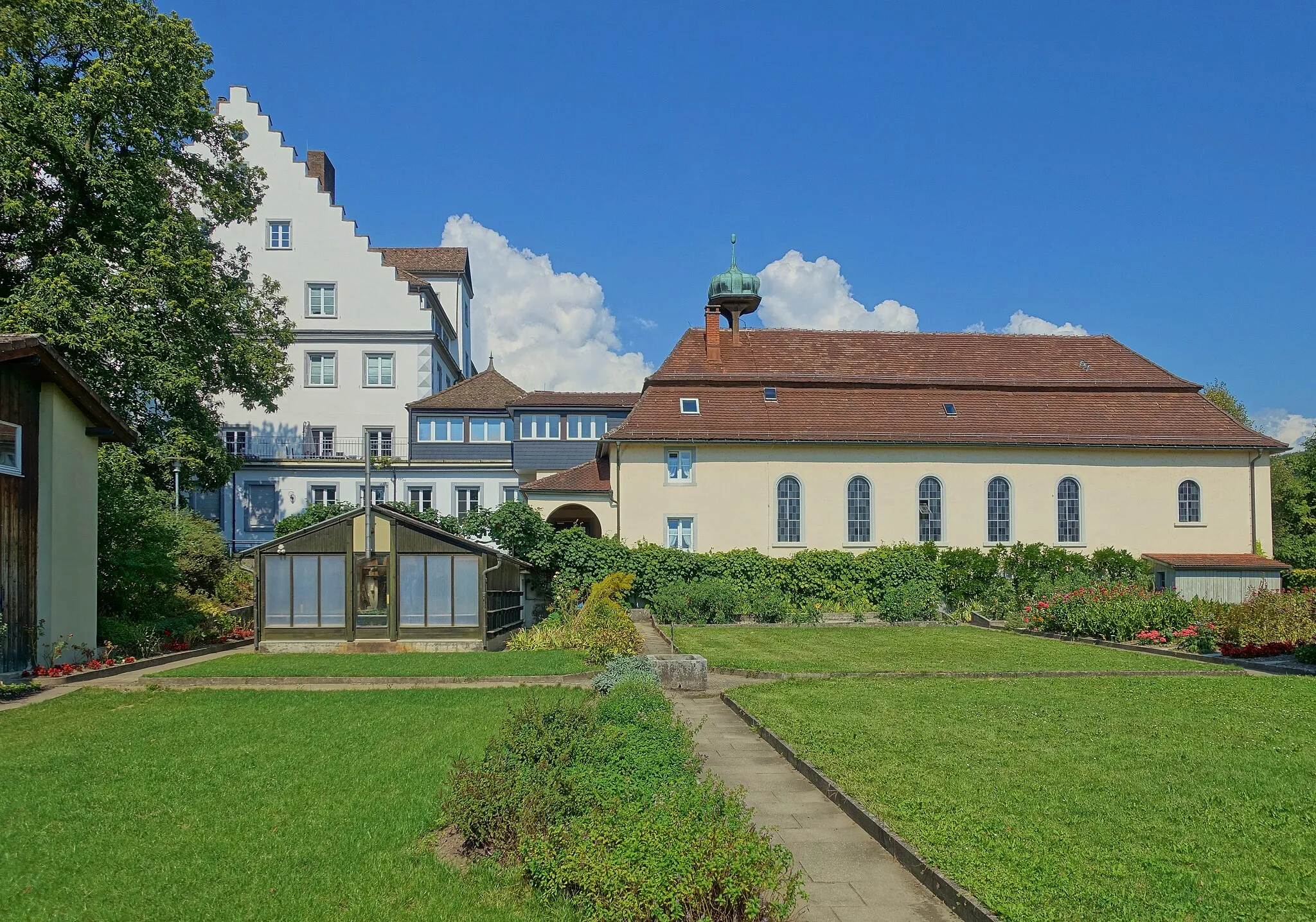 Photo showing: Ehemalige Schloss in Gurtweil. Heute von der Caritas genutzt.