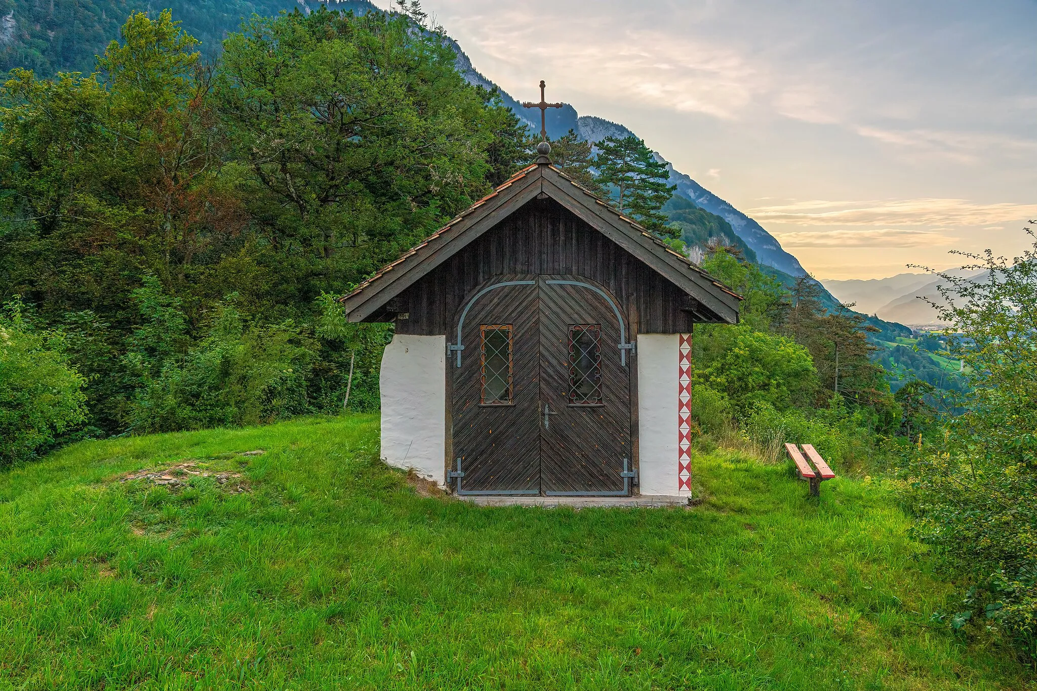 Photo showing: St. Georgskapelle in Berschis