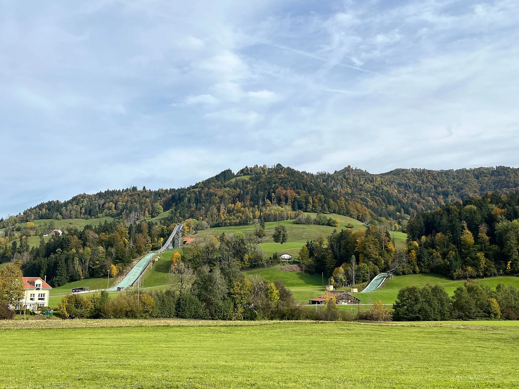 Photo showing: Skisprungschanzen in Gibswil, Zürcher Oberland, Schweiz