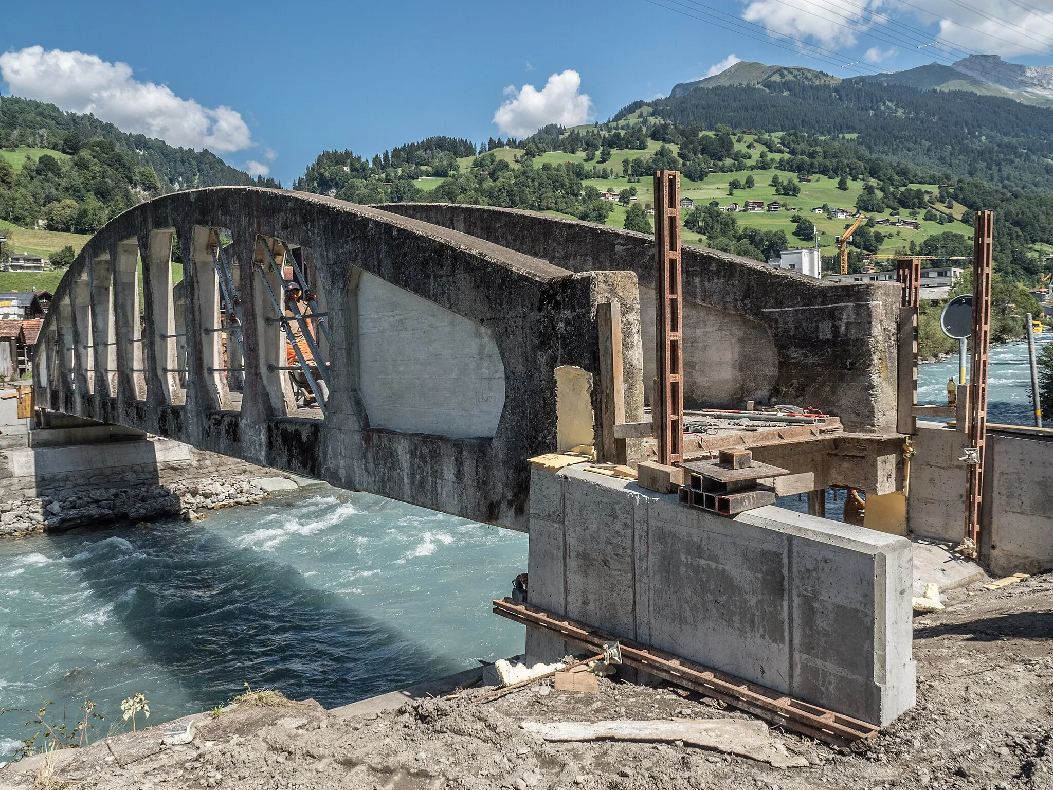 Photo showing: Strahleggerstrasse Bridge over the Landquart River, Luzein, Canton of Grisons, Switzerland