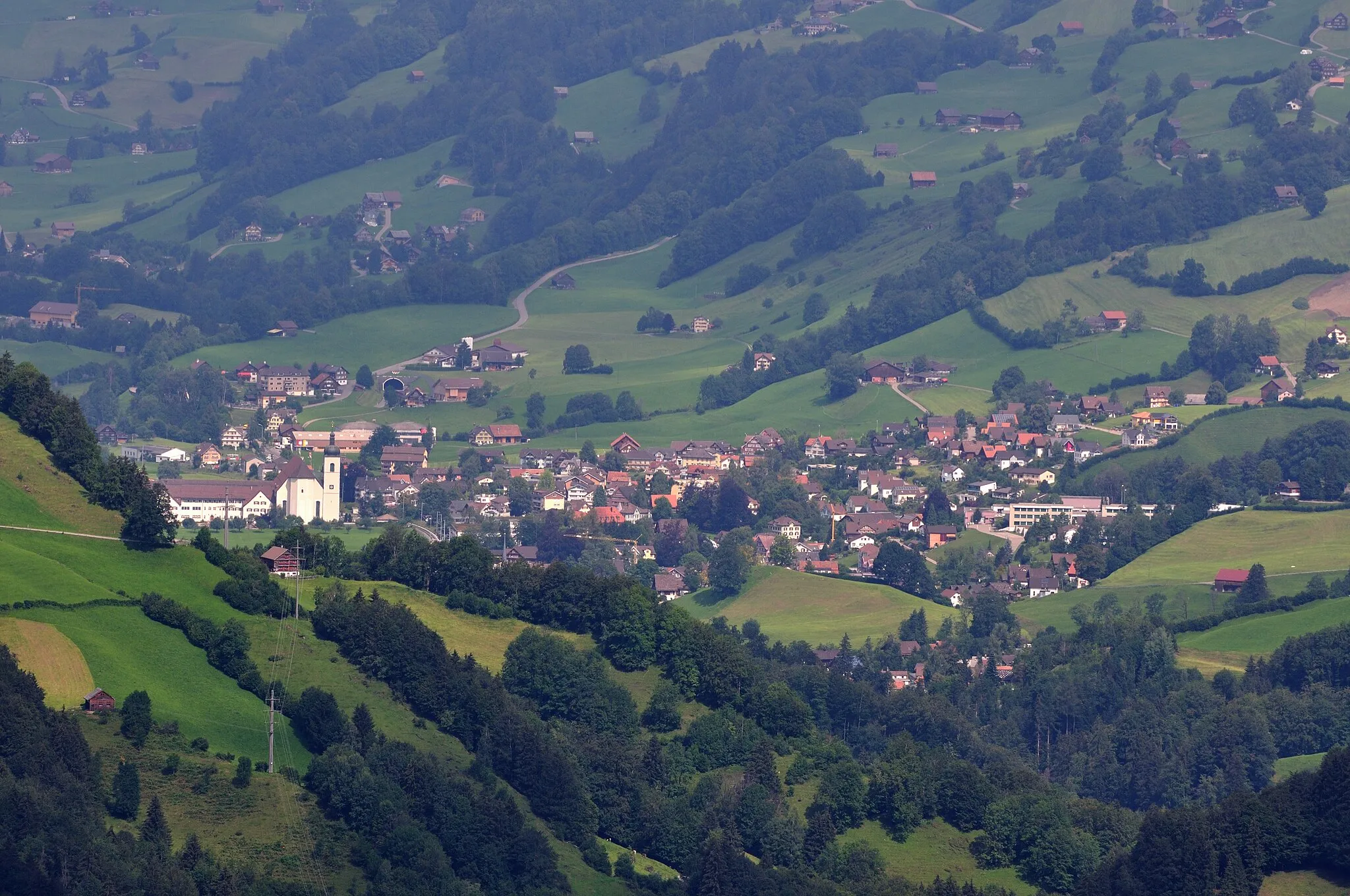 Photo showing: Switzerland, Canton of St. Gallen, Nesslau from the funicular in Starkenbach