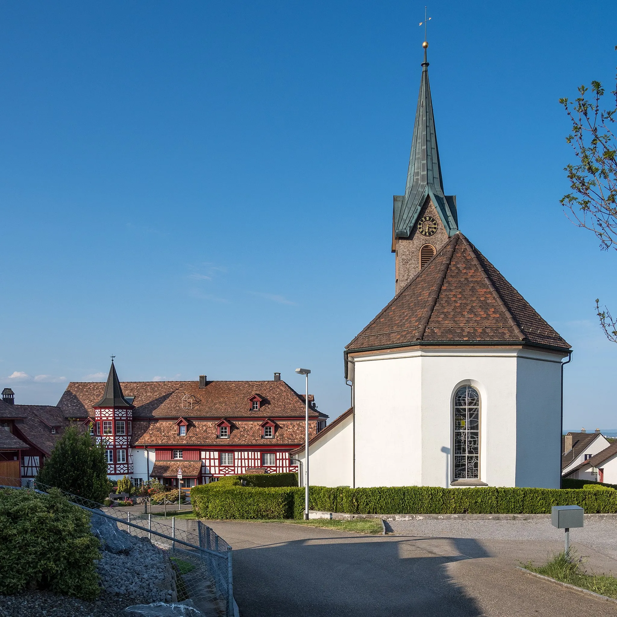 Photo showing: Evangelische Kirche in Illighausen, Gemeinde Lengwil, Kanton Thurgau.