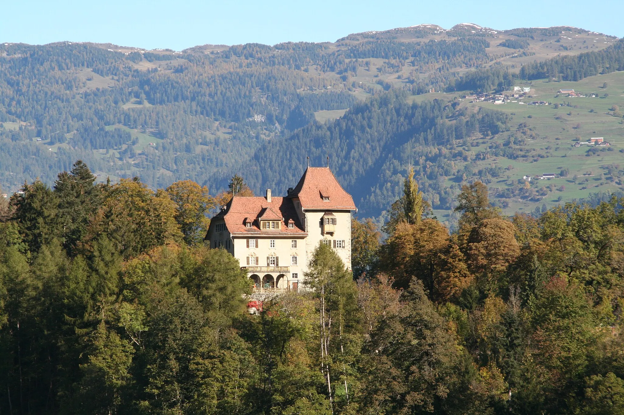 Photo showing: Schloss Untertagstein in de:Masein