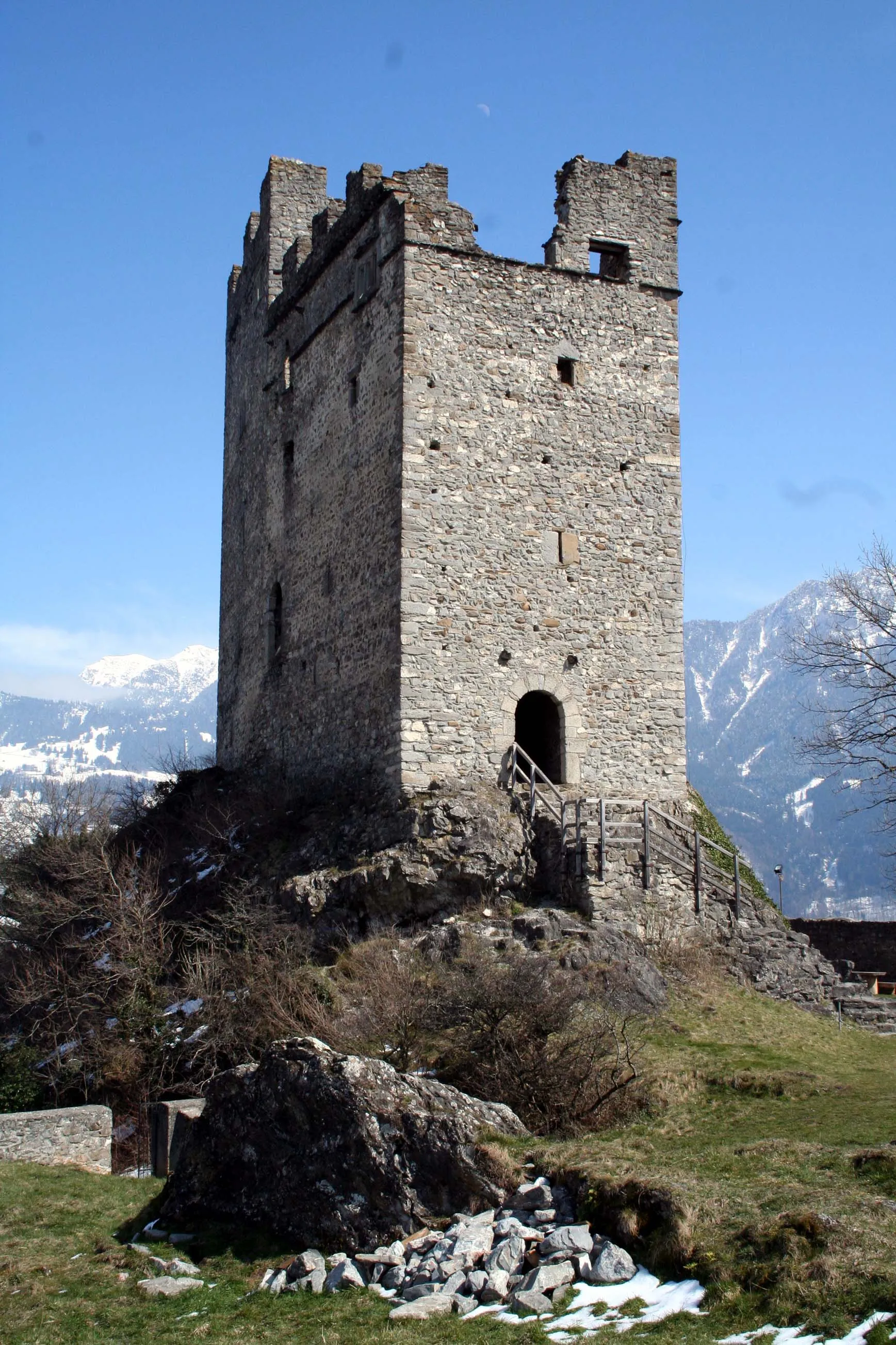 Photo showing: Ruine Wartau, Turm
