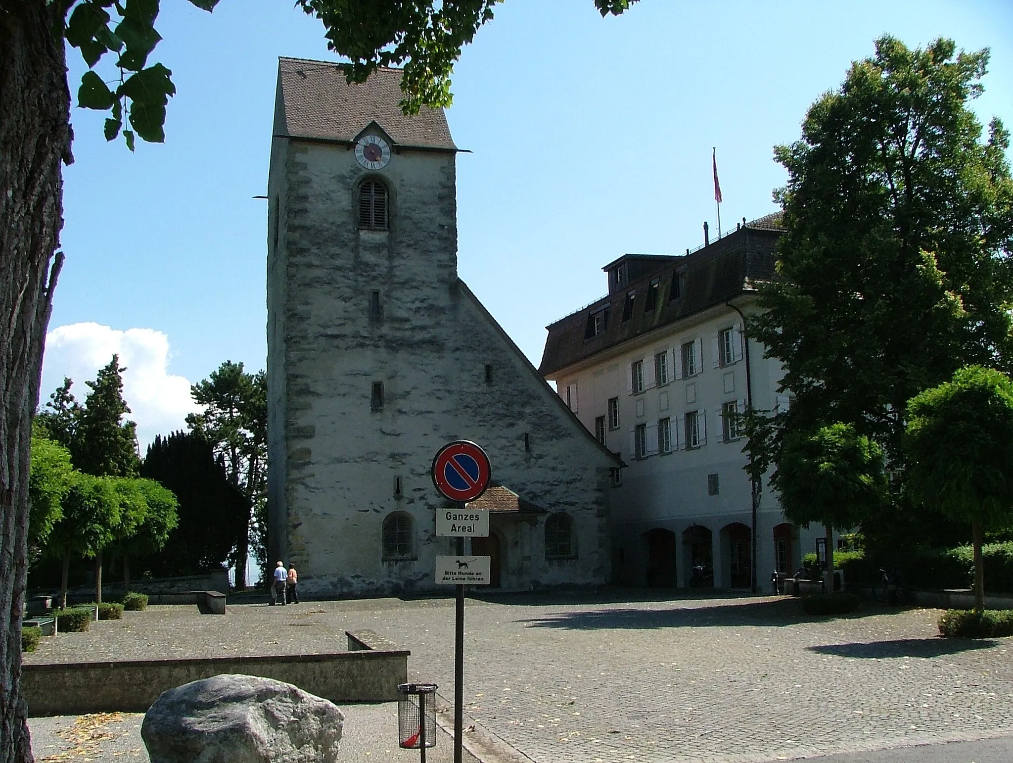 Photo showing: Alte Kirche und Schloss