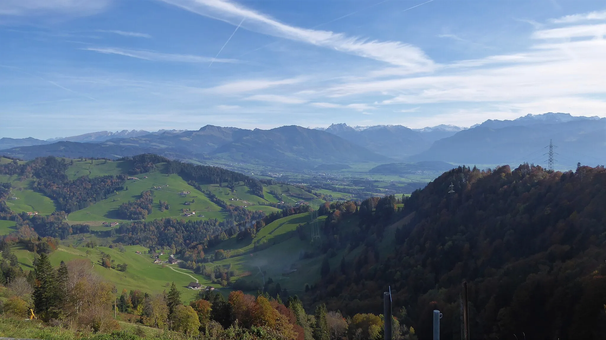 Photo showing: Bilck von Farneralp auf die Linthebene