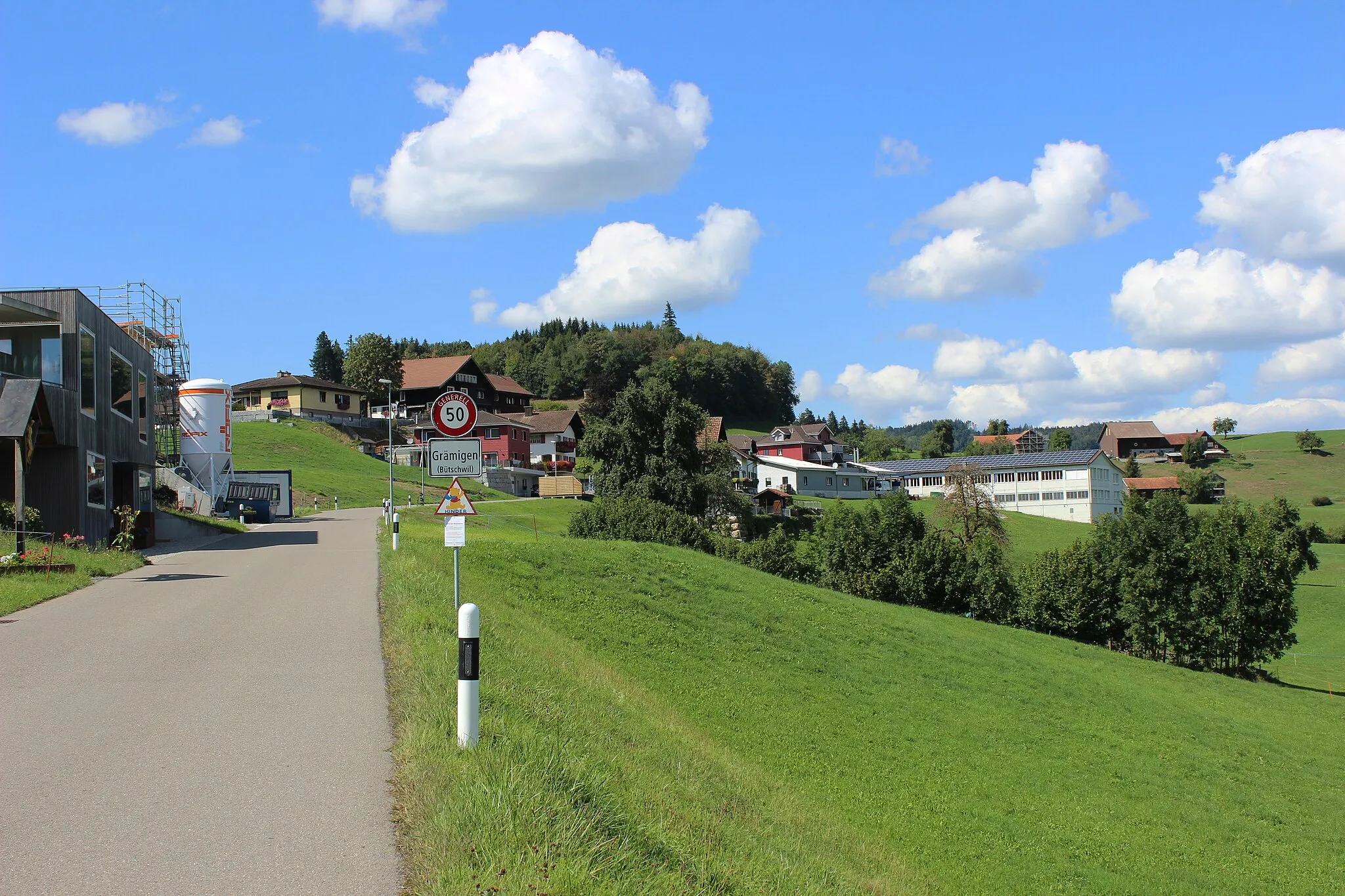 Photo showing: Weiler Grämigen bei Bütschwil, Schweiz aus Richtung Südost