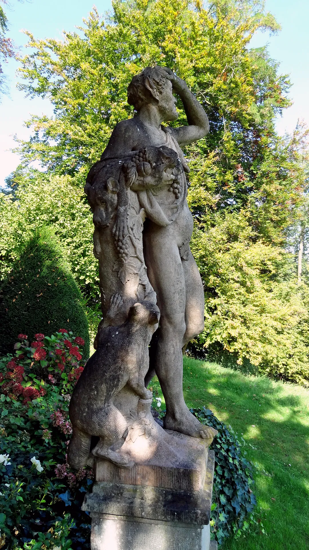 Photo showing: Statue in Arenenberg (Salenstein), Switzerland