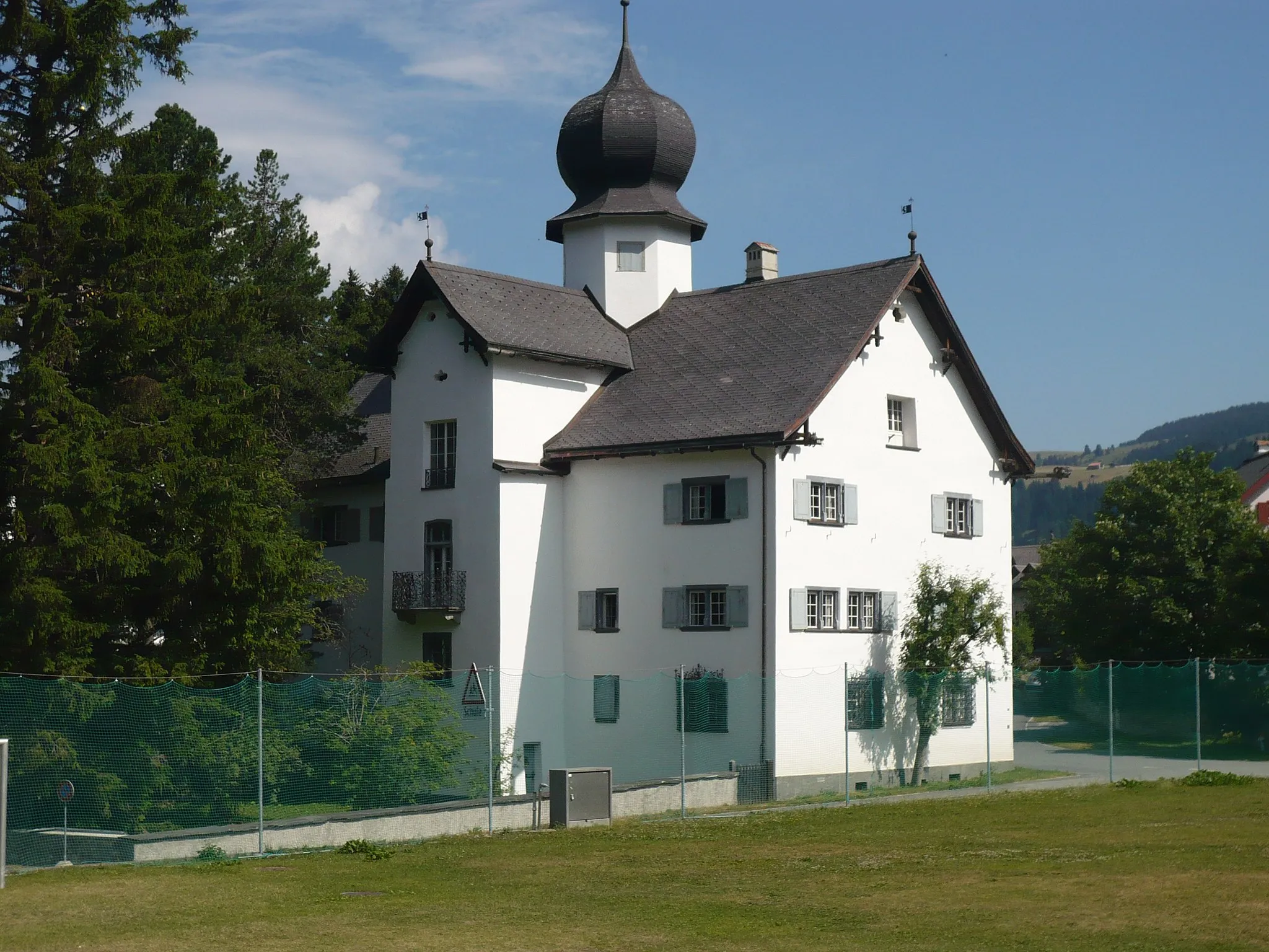Photo showing: Schlössli Parpan Eingang